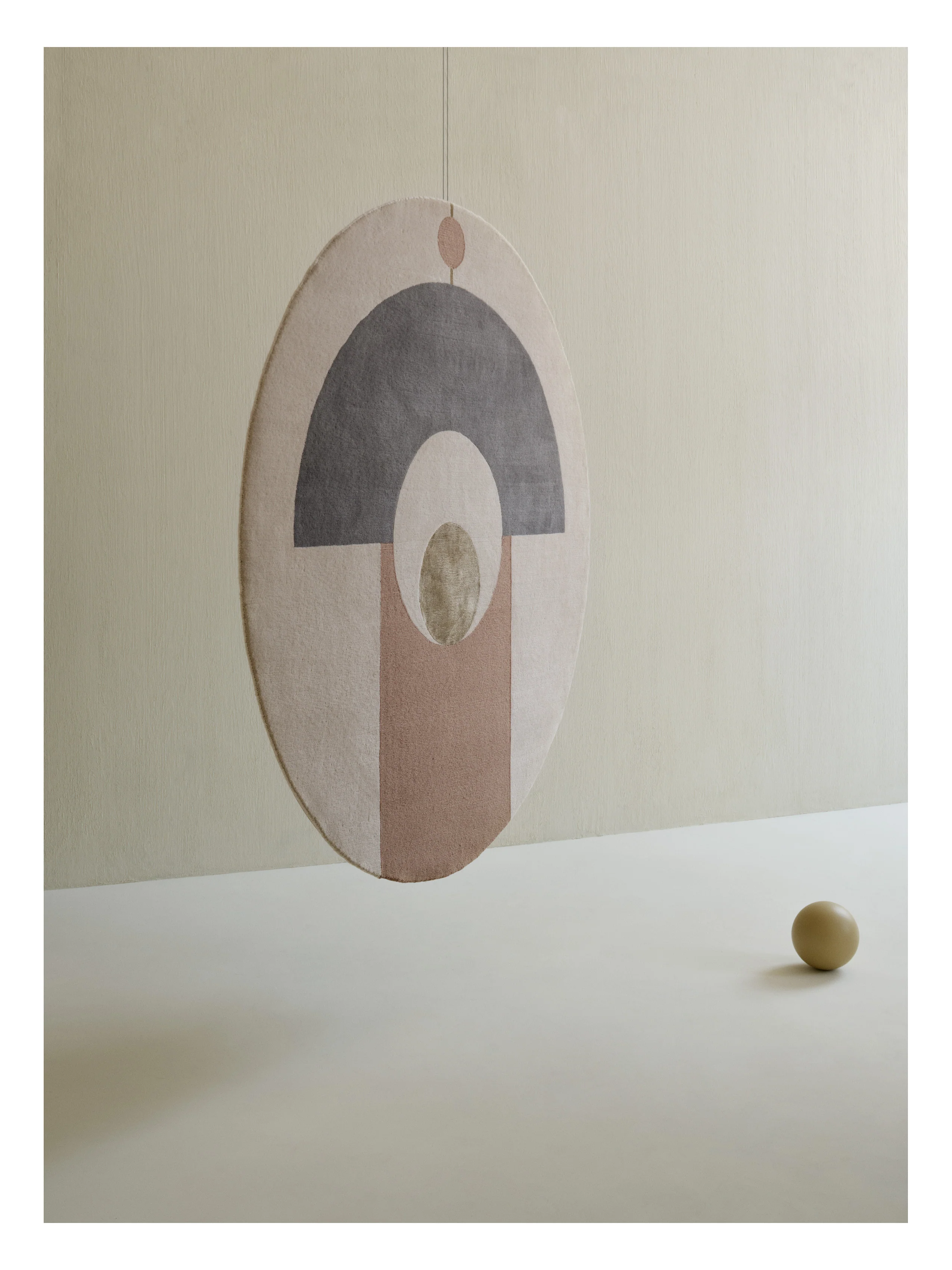 Dywan okrągły ETERNAL ORB ciemnobeżowy - Image 4
