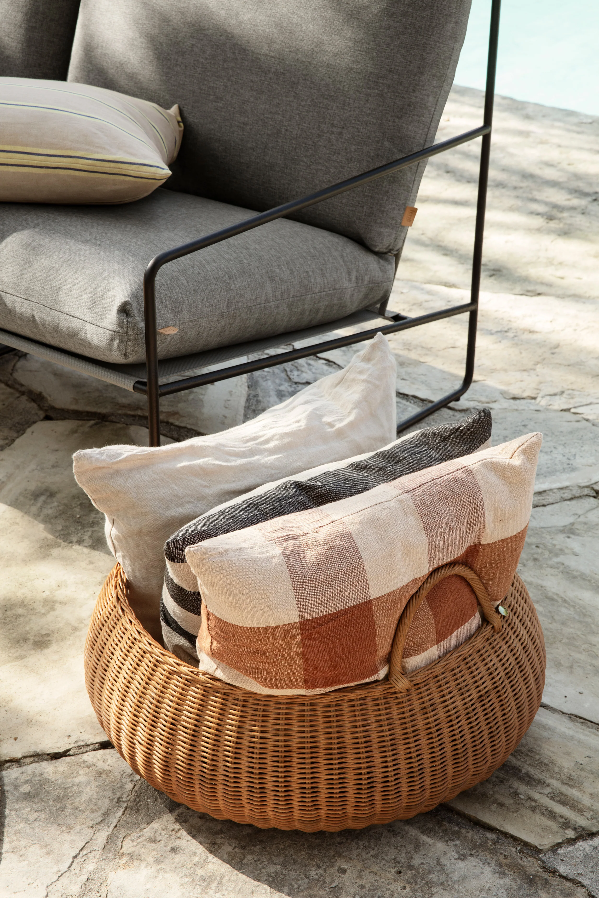 Kosz BRAIDED BASKET rattan - Image 2