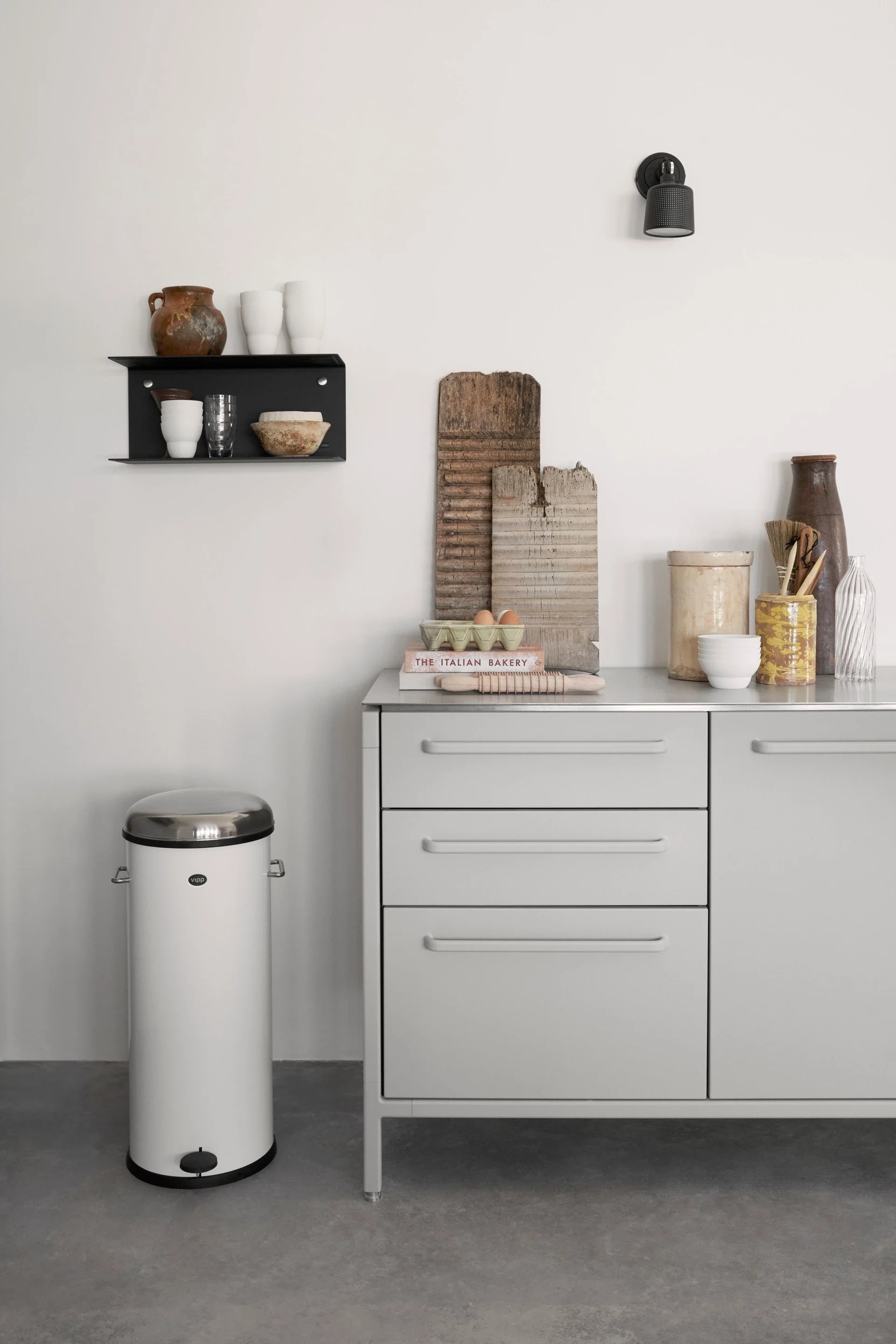 Kosz na śmieci PEDAL BIN biały - Image 2