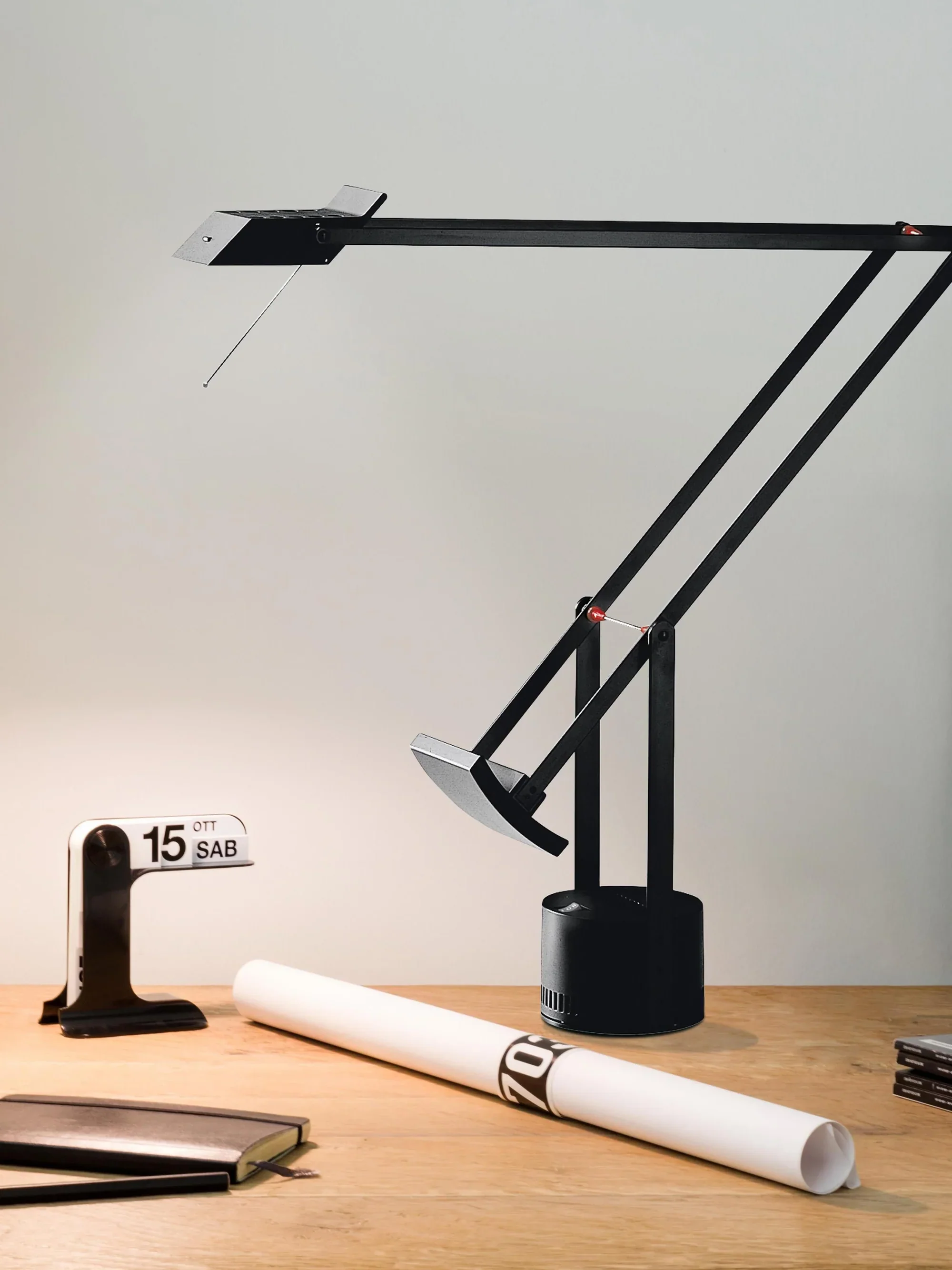 Lampa biurkowa regulowana TIZIO czarny - Image 2