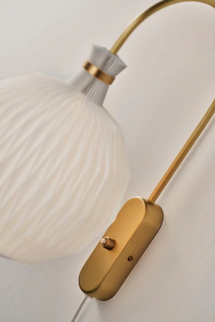 Lampa ścienna MODEL 201 biały z mosiężną podstawą - Image 5