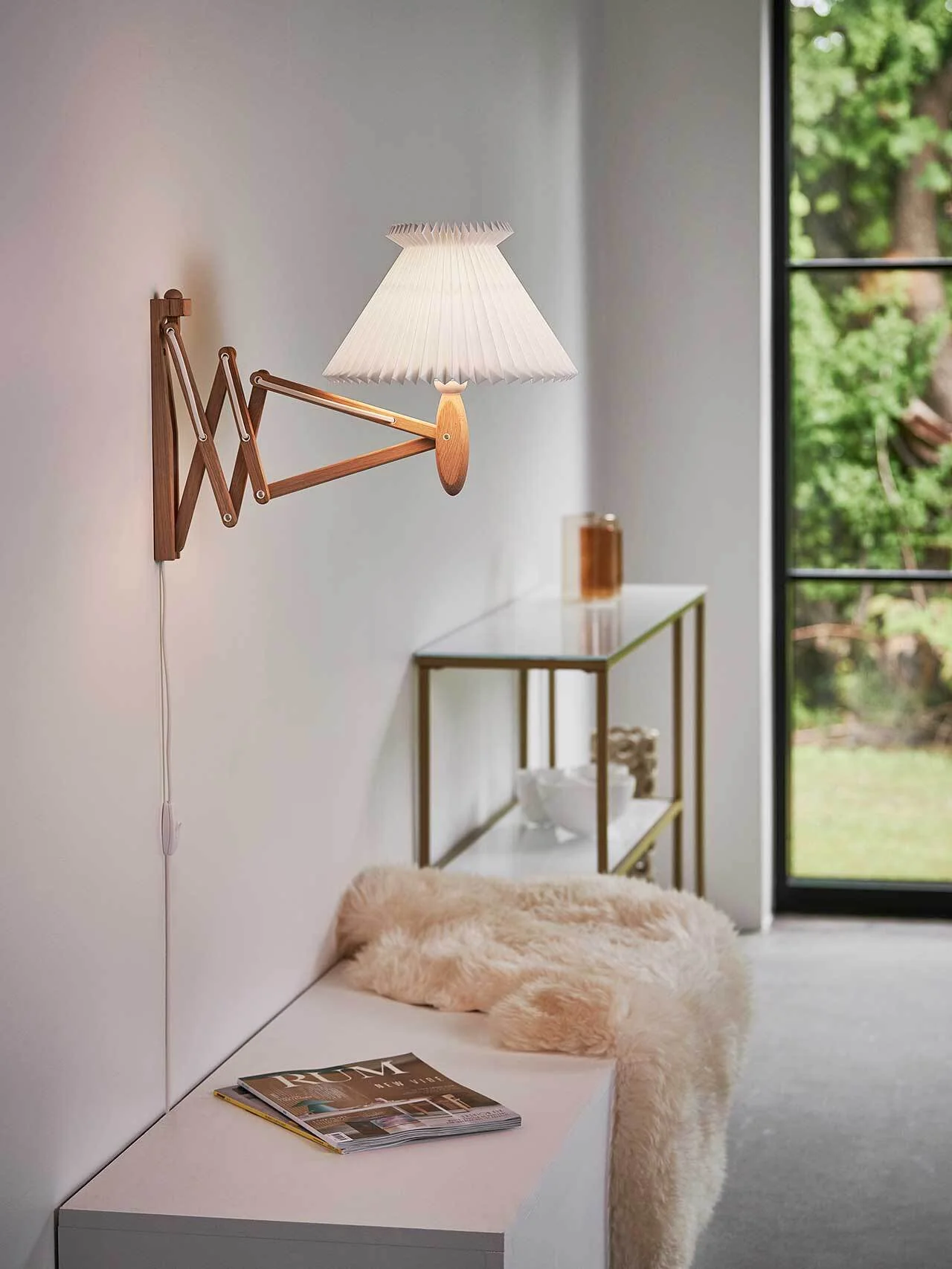 Lampa ścienna MODEL 224 6/17 SAX biały z jasną dębową podstawą - Image 11