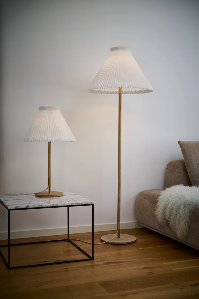 Lampa podłogowa MODEL 328 LK 80 biały z ciemną dębową podstawą - Image 8