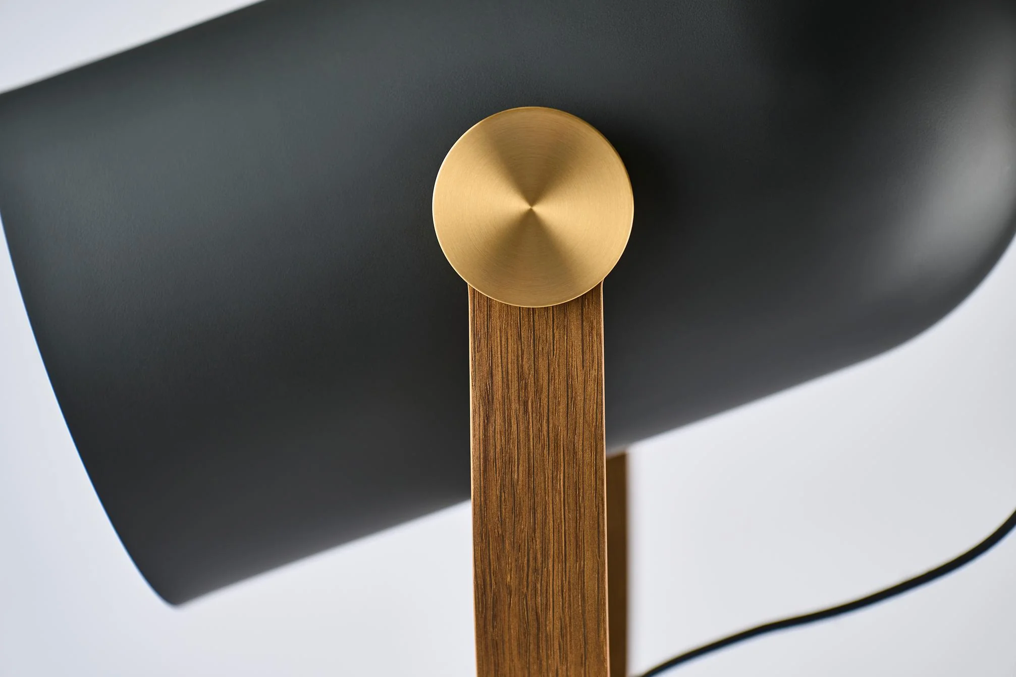 Lampa podłogowa MODEL 362 CARRONADE II czarny ze złotym - Image 9