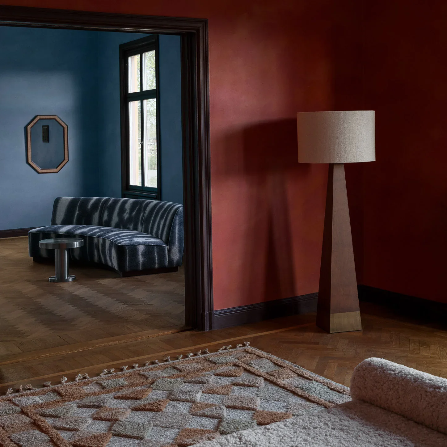 Lampa podłogowa PYRAMID fornir jesionowy - Image 2