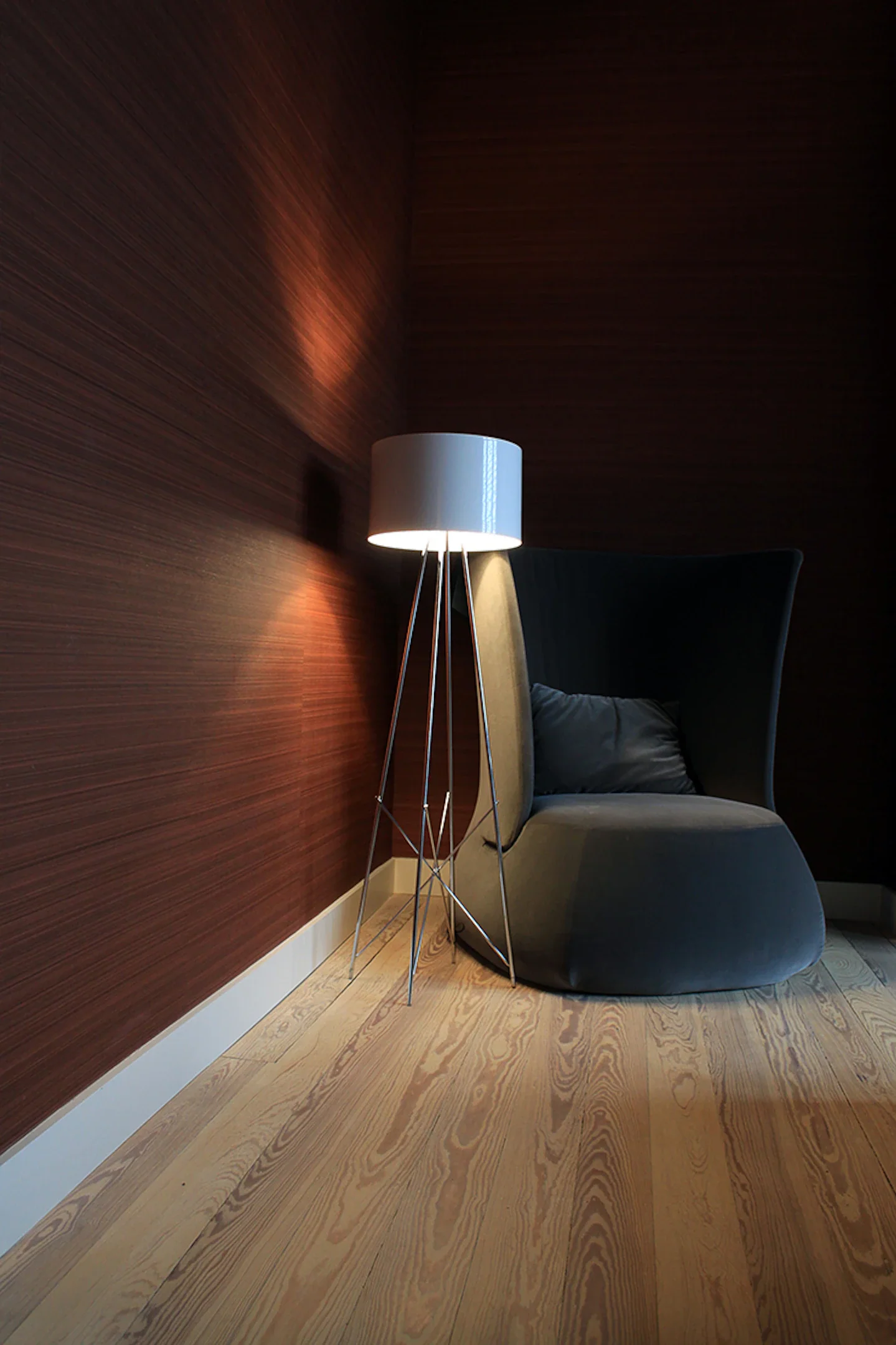 Lampa podłogowa RAY szkło z metalową podstawą - Image 7
