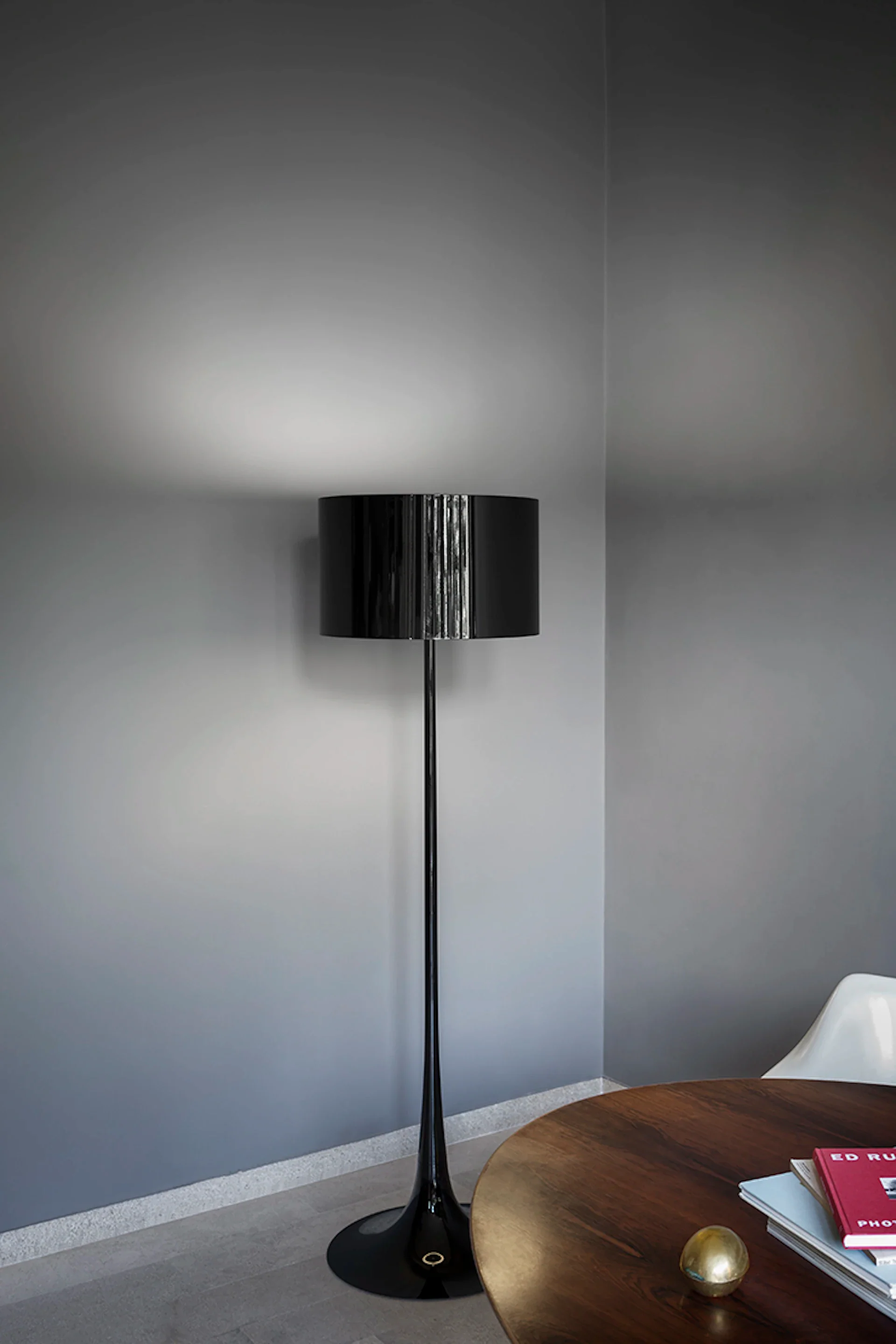 Lampa podłogowa SPUN LIGHT czarny - Image 2