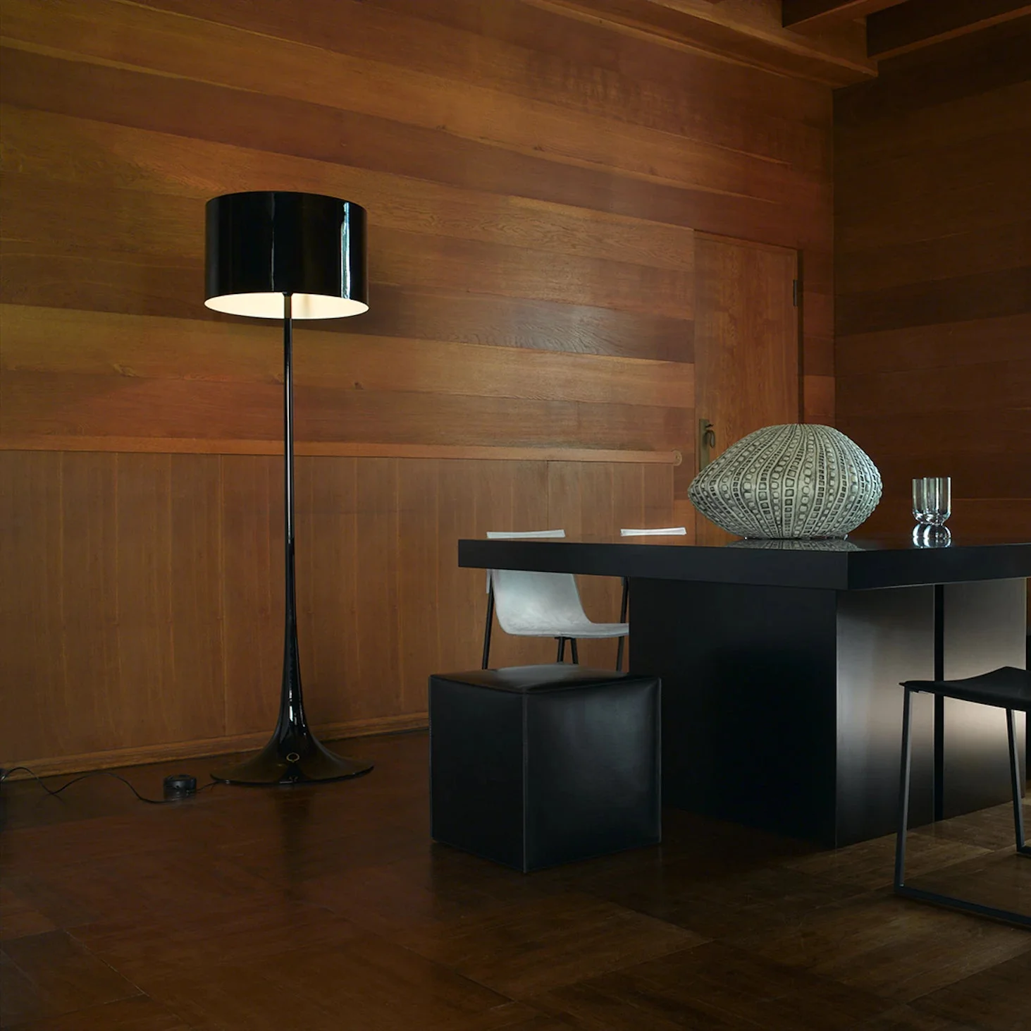 Lampa podłogowa SPUN LIGHT czarny - Image 4