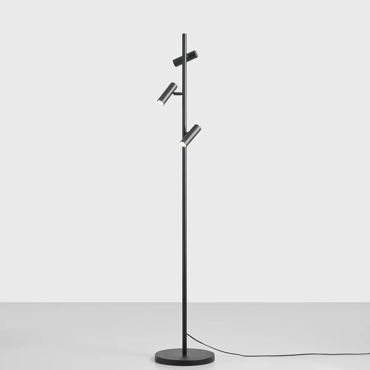 Lampa podłogowa TREVO czarny - Image 4