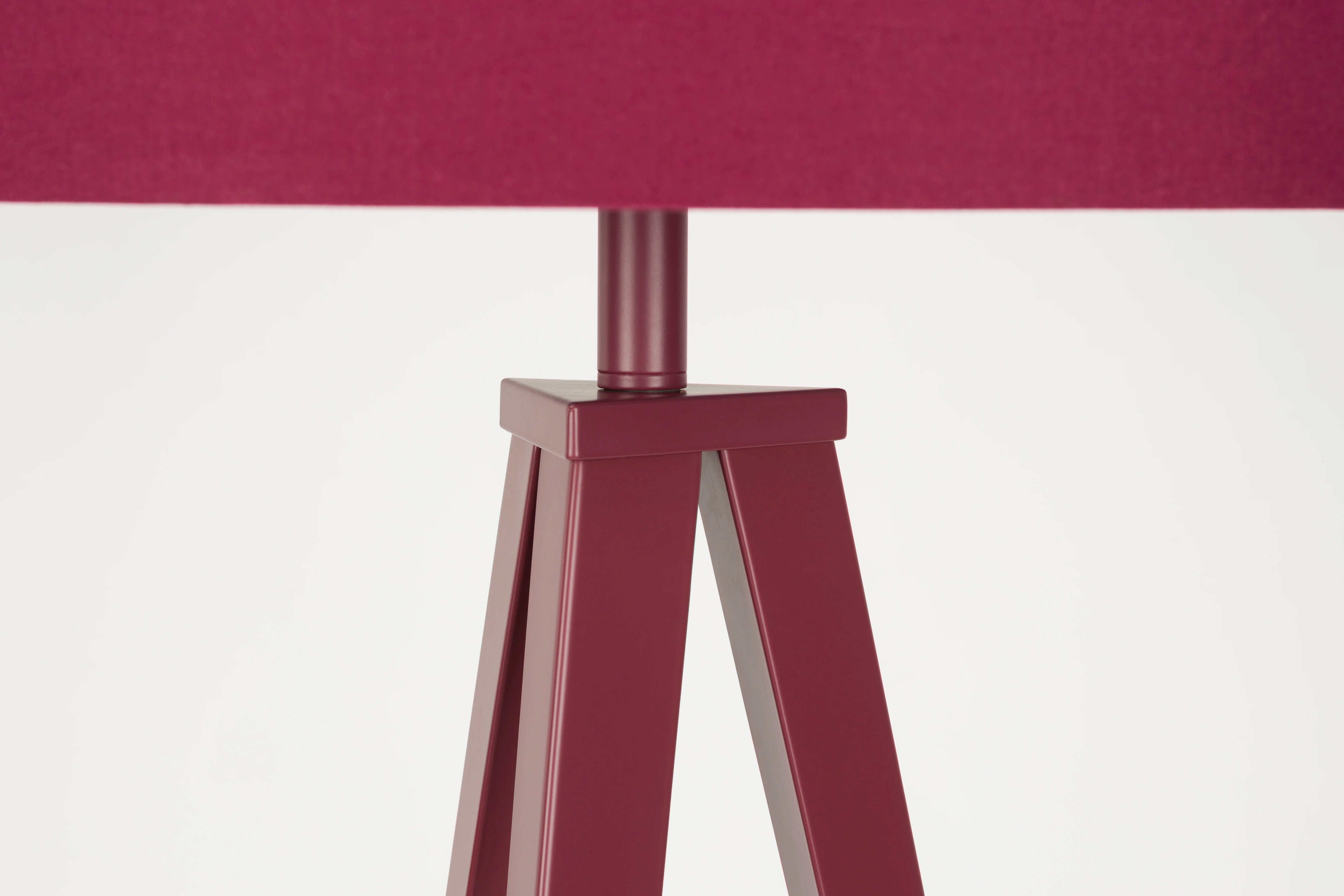 Lampa podłogowa TRIPOD czerwony trójnóg - Image 3