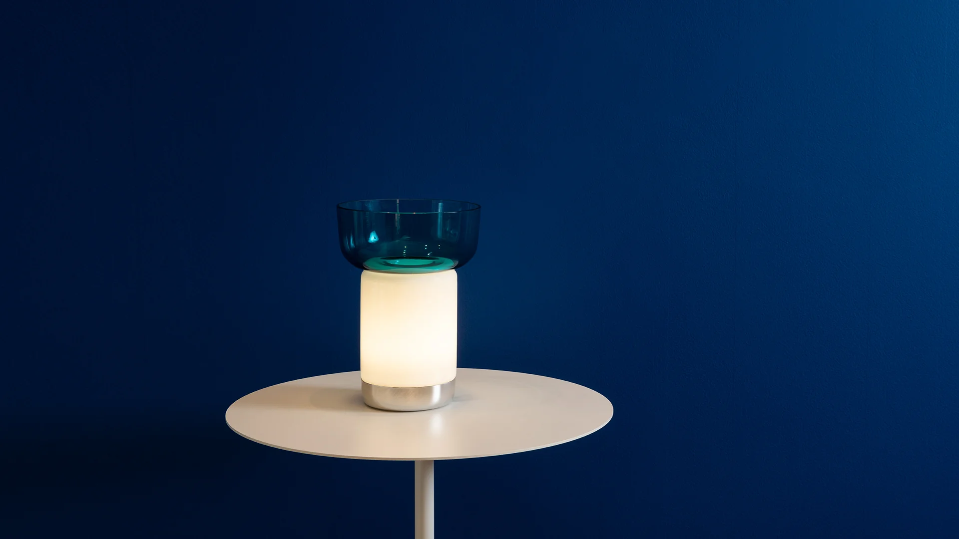 Lampa przenośna BONTA BOWL biały z turkusowym - Image 2