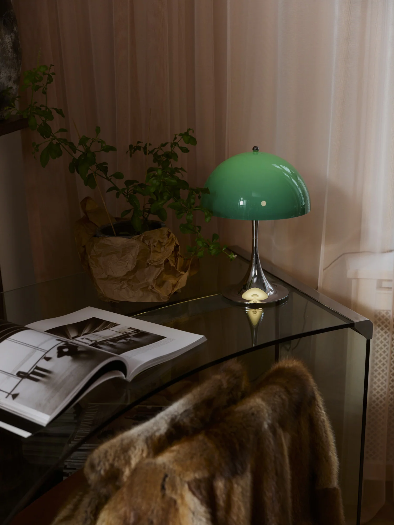Lampa przenośna PANTHELLA 250 zielony z chromowaną podstawą - Image 6
