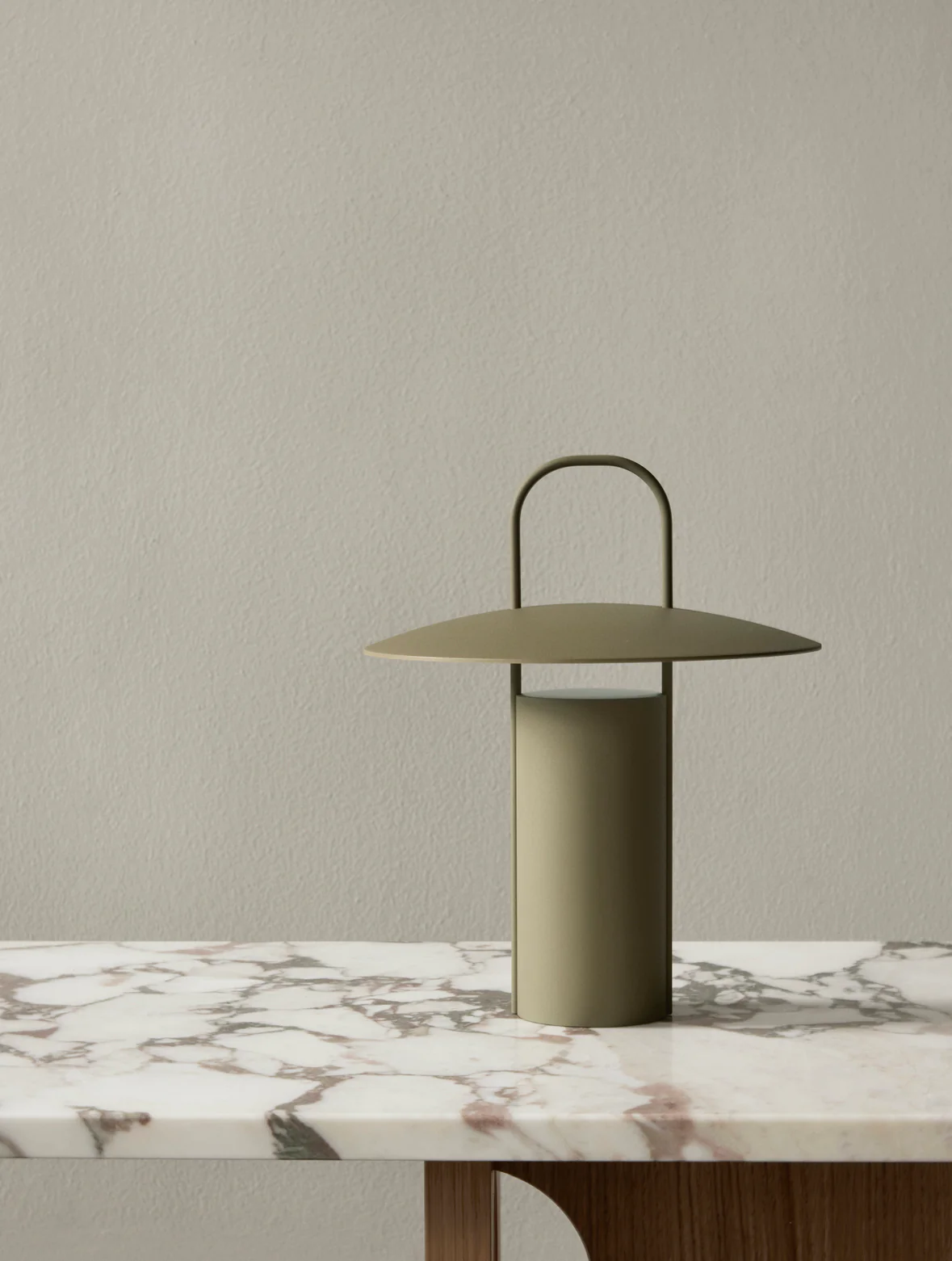 Lampa przenośna RAY oliwkowy - Image 7