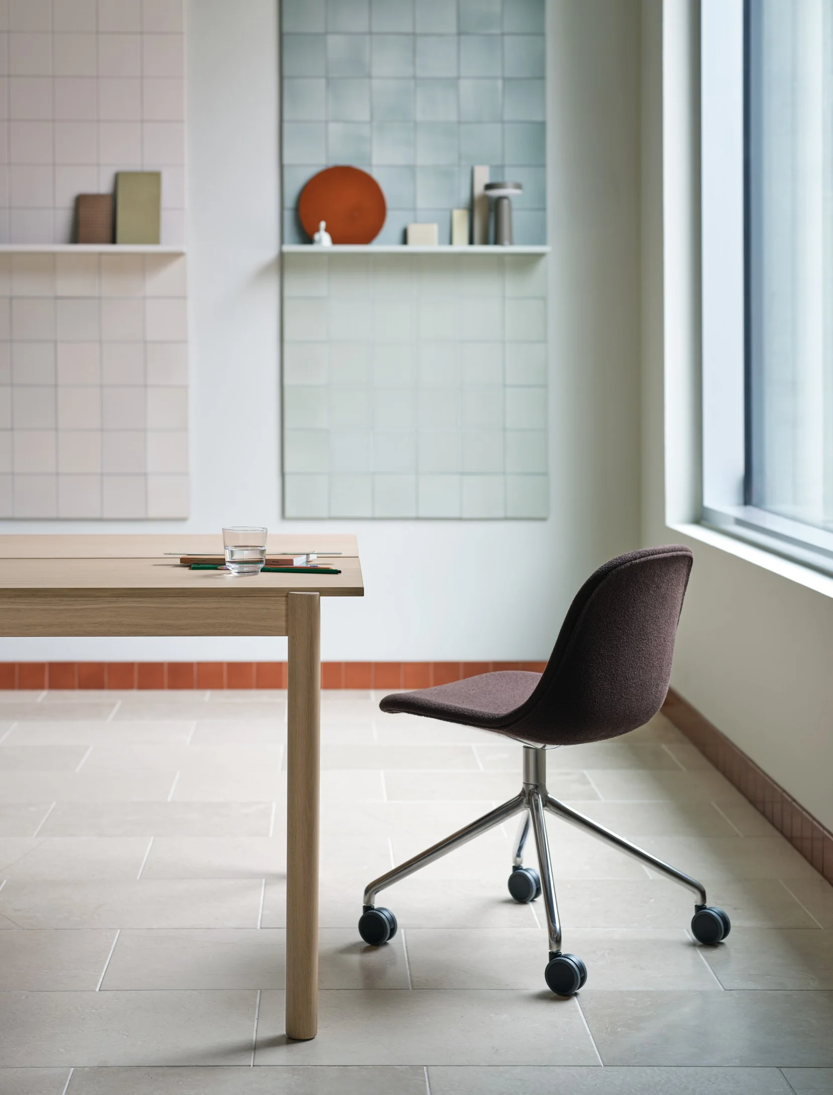 Lampa przenośna zewnętrzna EASE taupe - Image 5