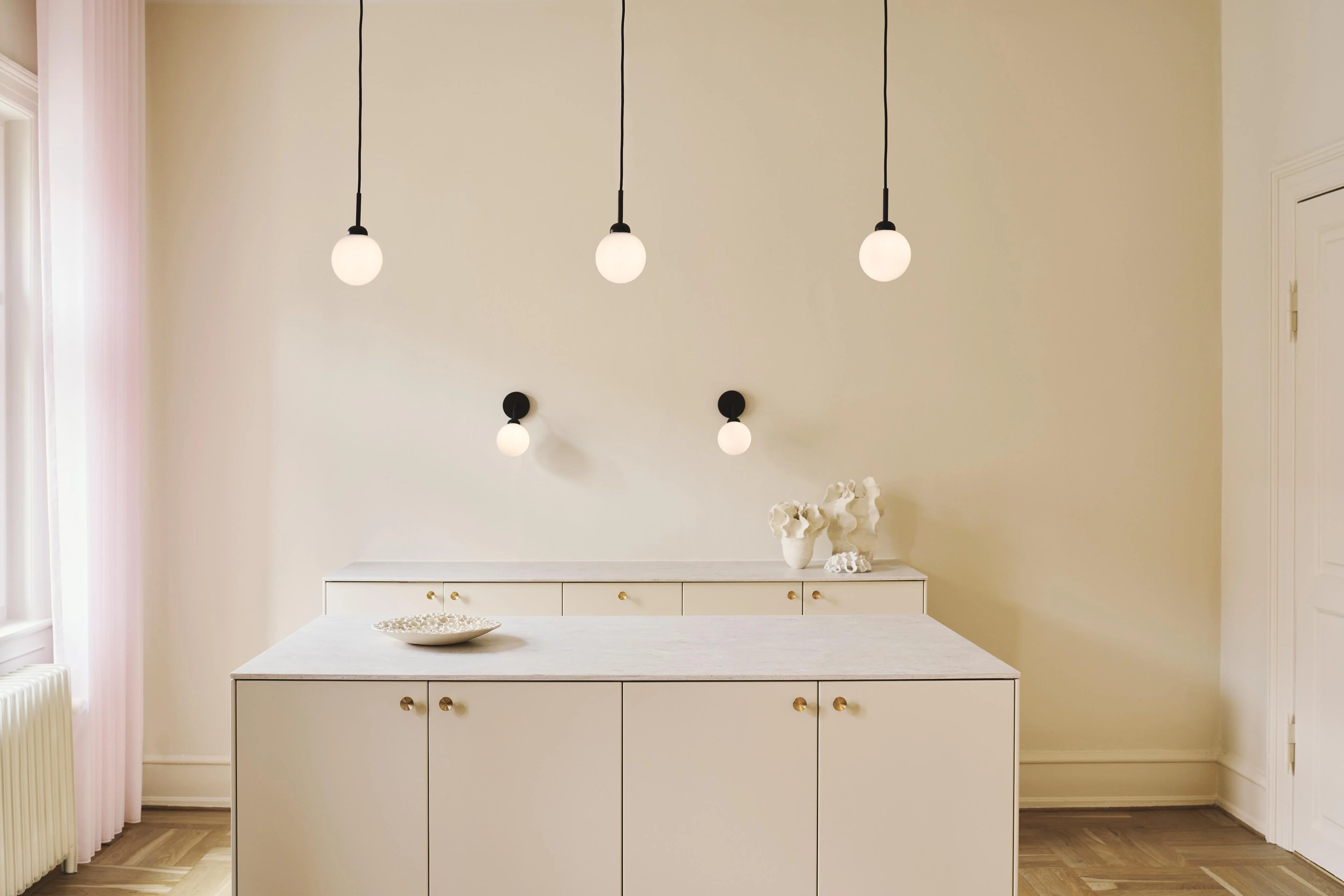 Lampa ścienna APIALES czarny z opalowym szkłem - Image 15