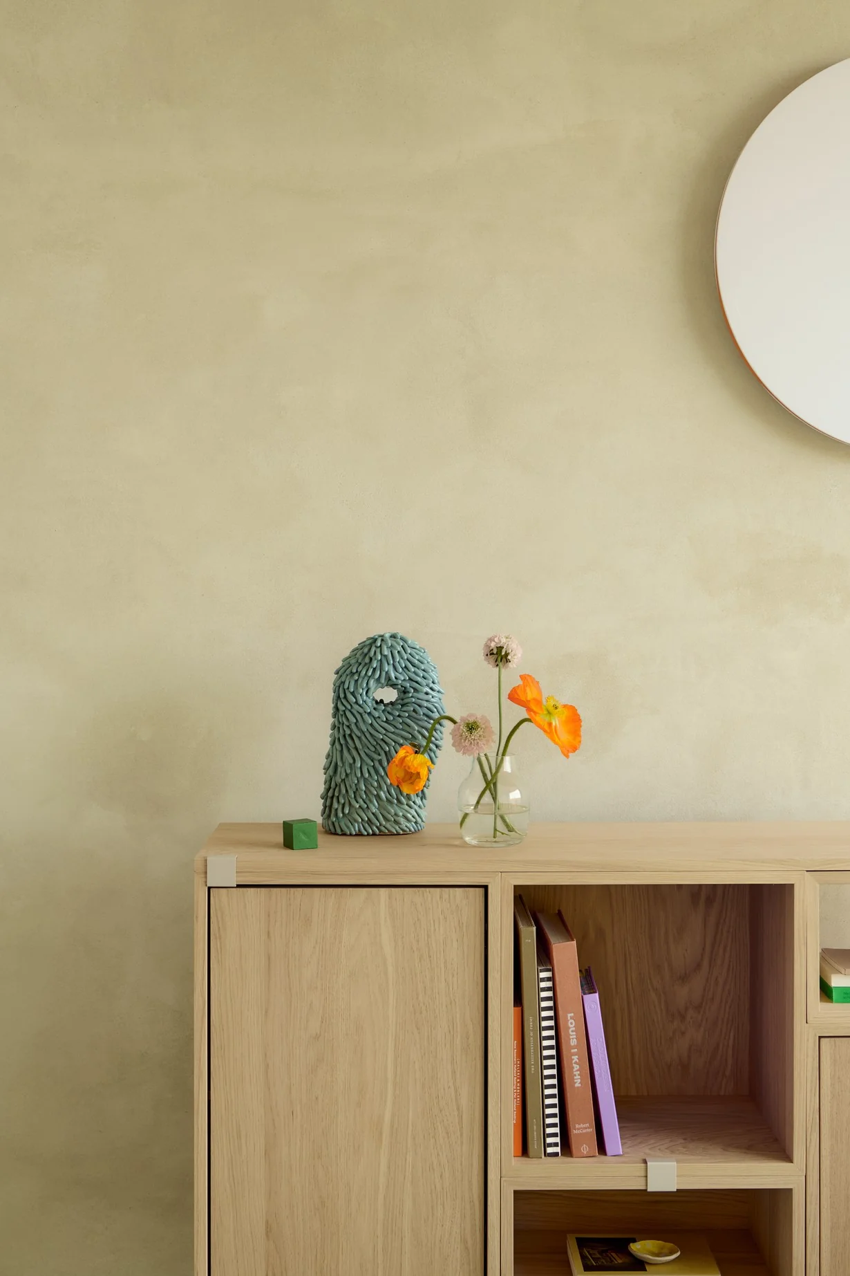 Lampa ścienna CALM biały z szarą obwódką - Image 2