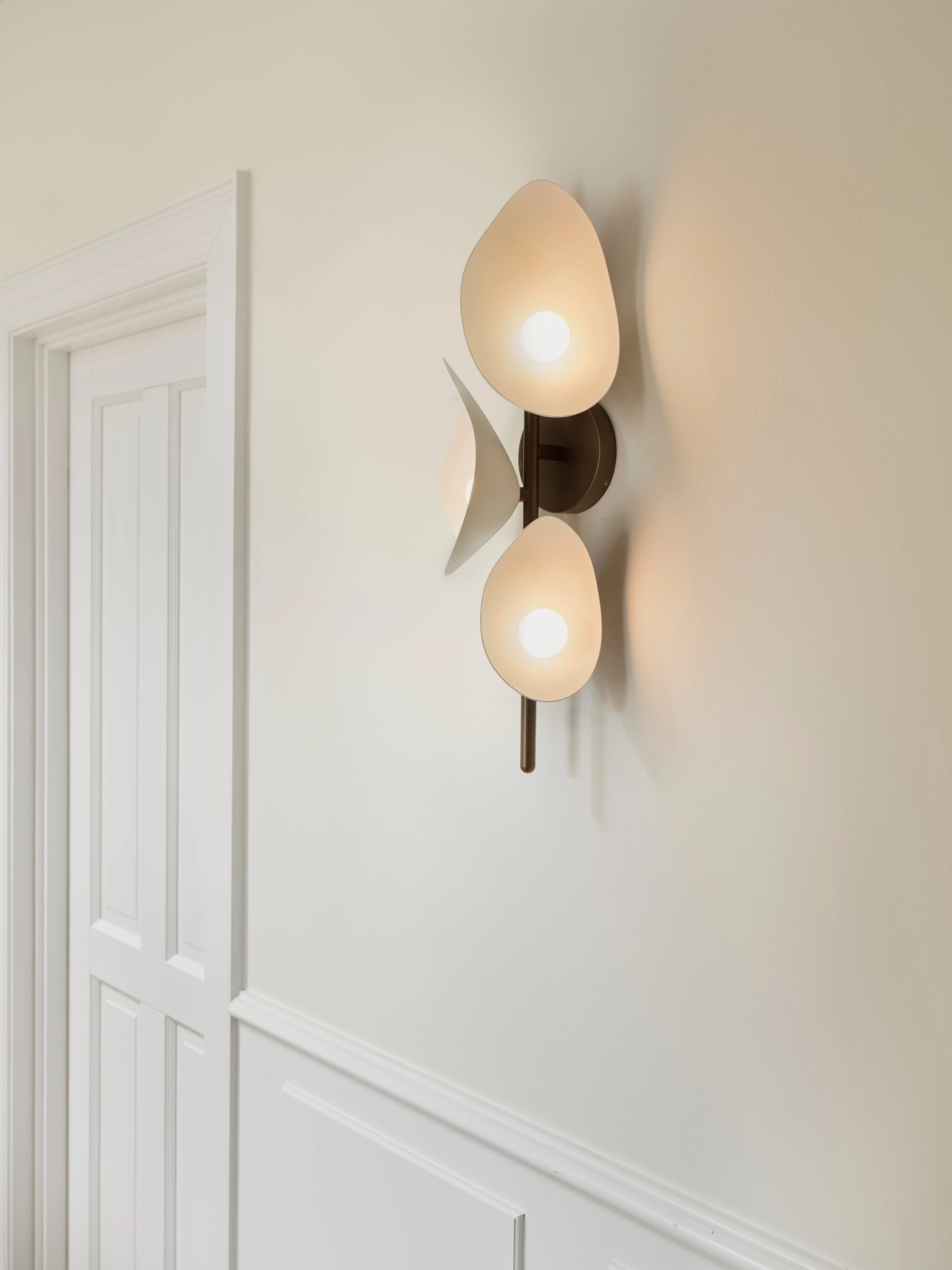 Lampa ścienna FLORII 3 ciemnobrązowy z białym - Image 2