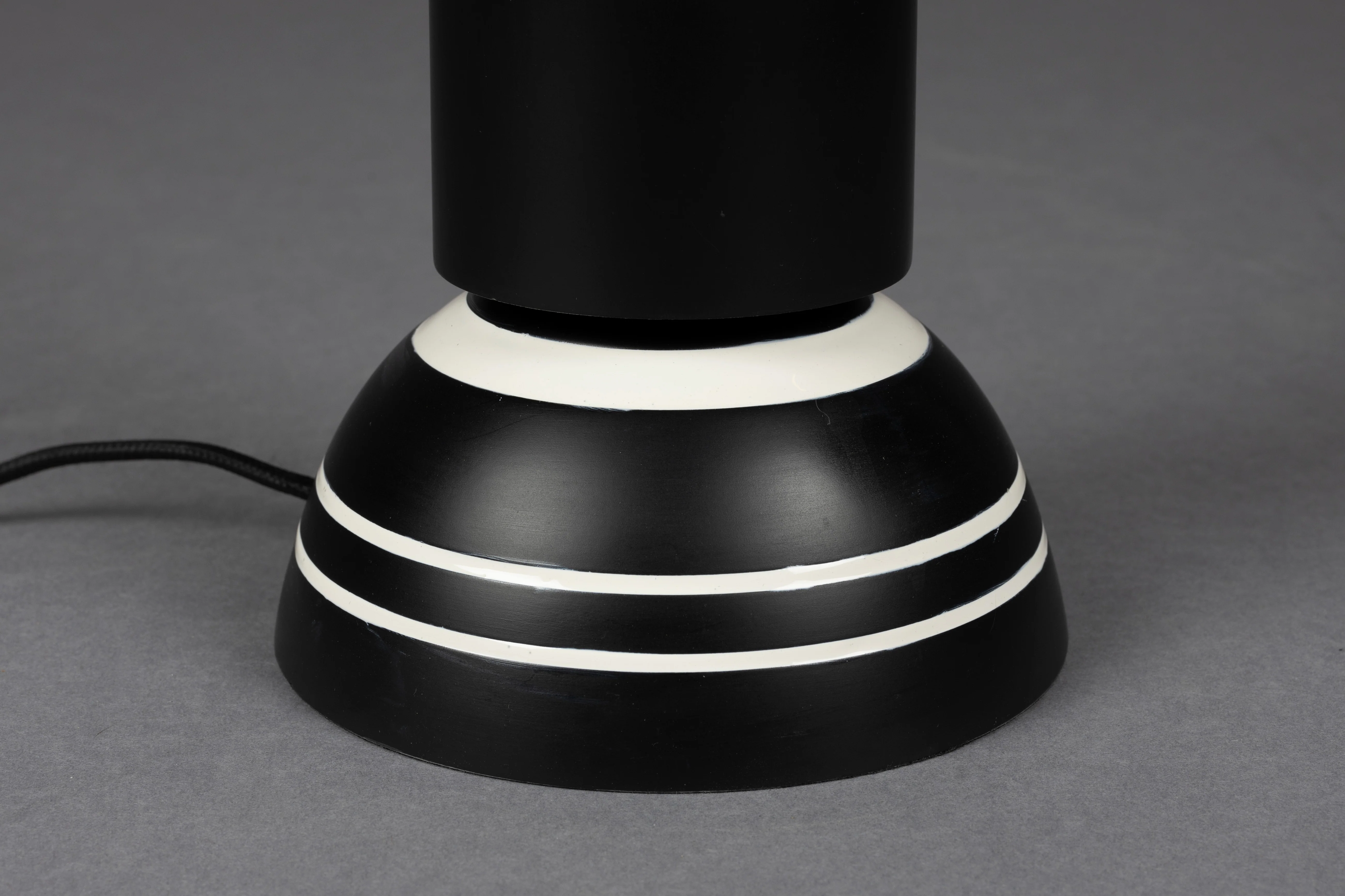 Lampa stołowa VIRGIL czarny z białym wykończeniem - Image 5