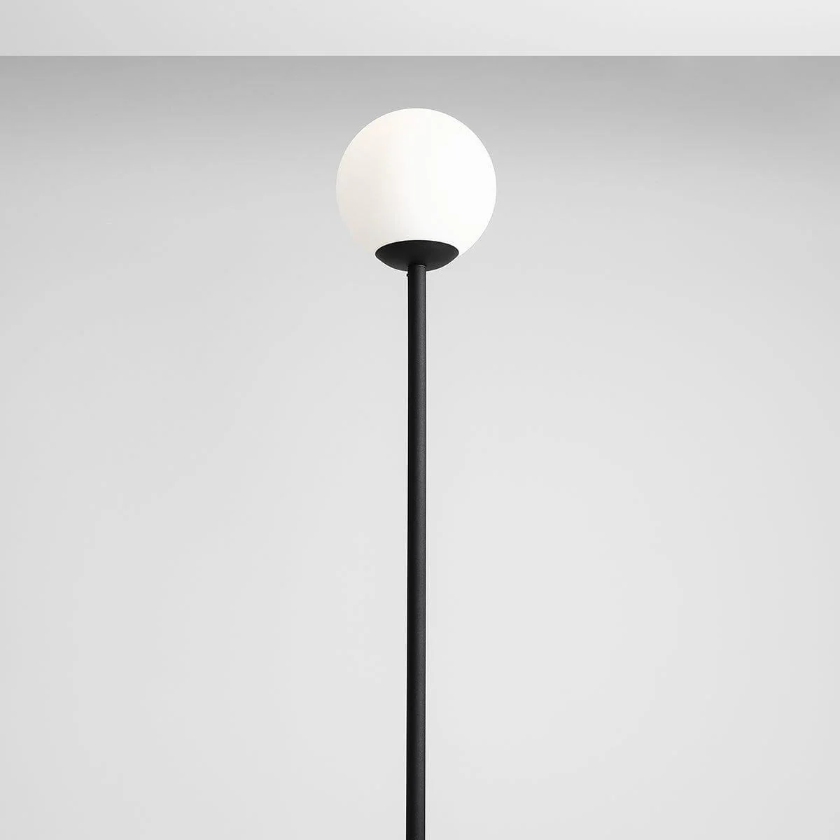 Lampa podłogowa PINNE czarny - Image 2