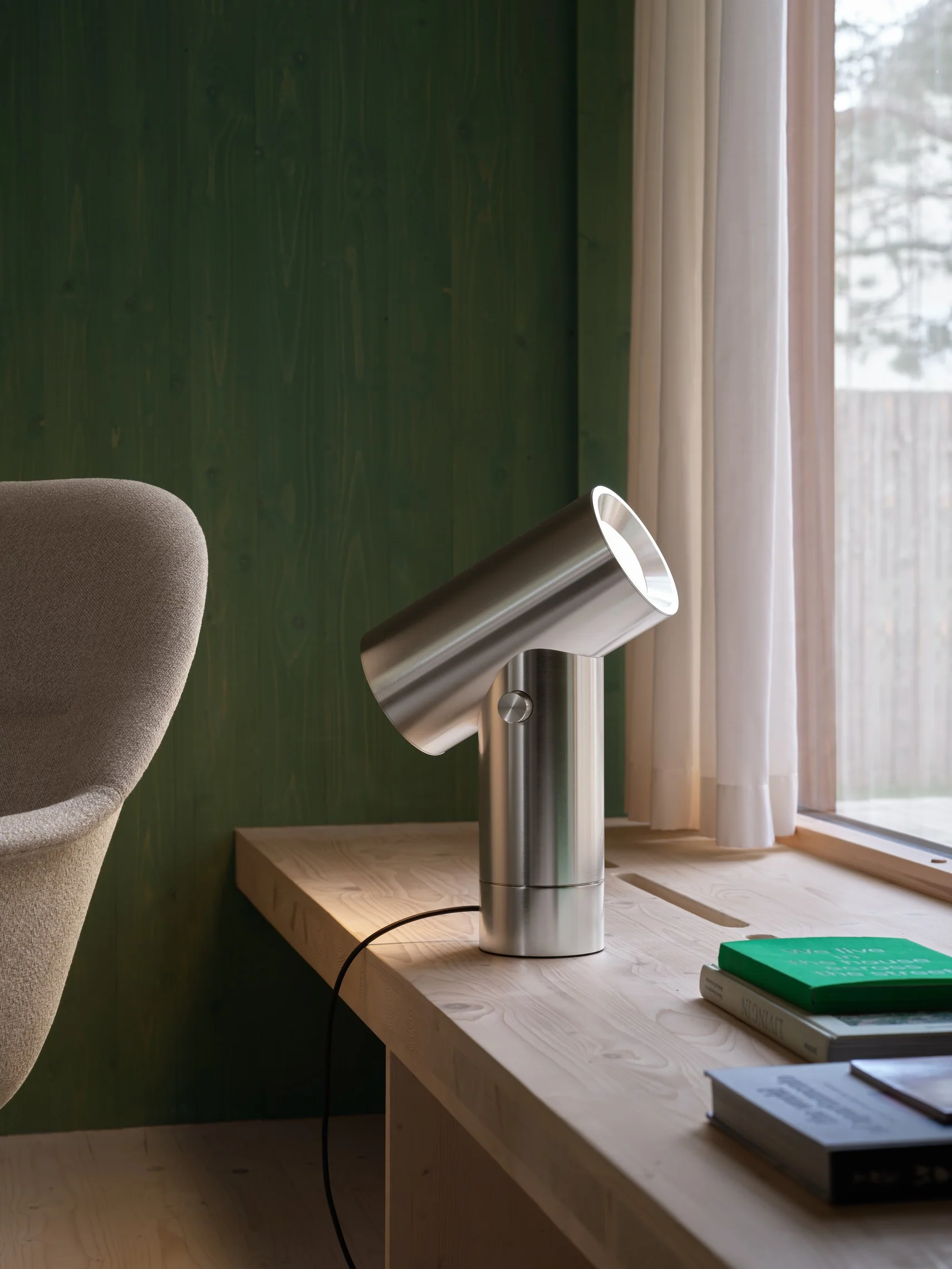Lampa stołowa BEAM polerowane aluminium - Image 8