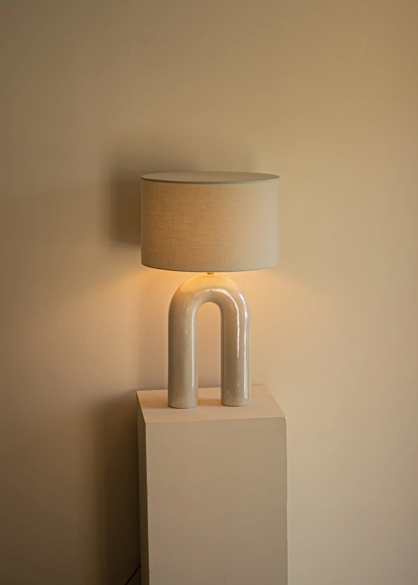 Lampa stołowa ceramiczna ARKO piaskowy - Image 2