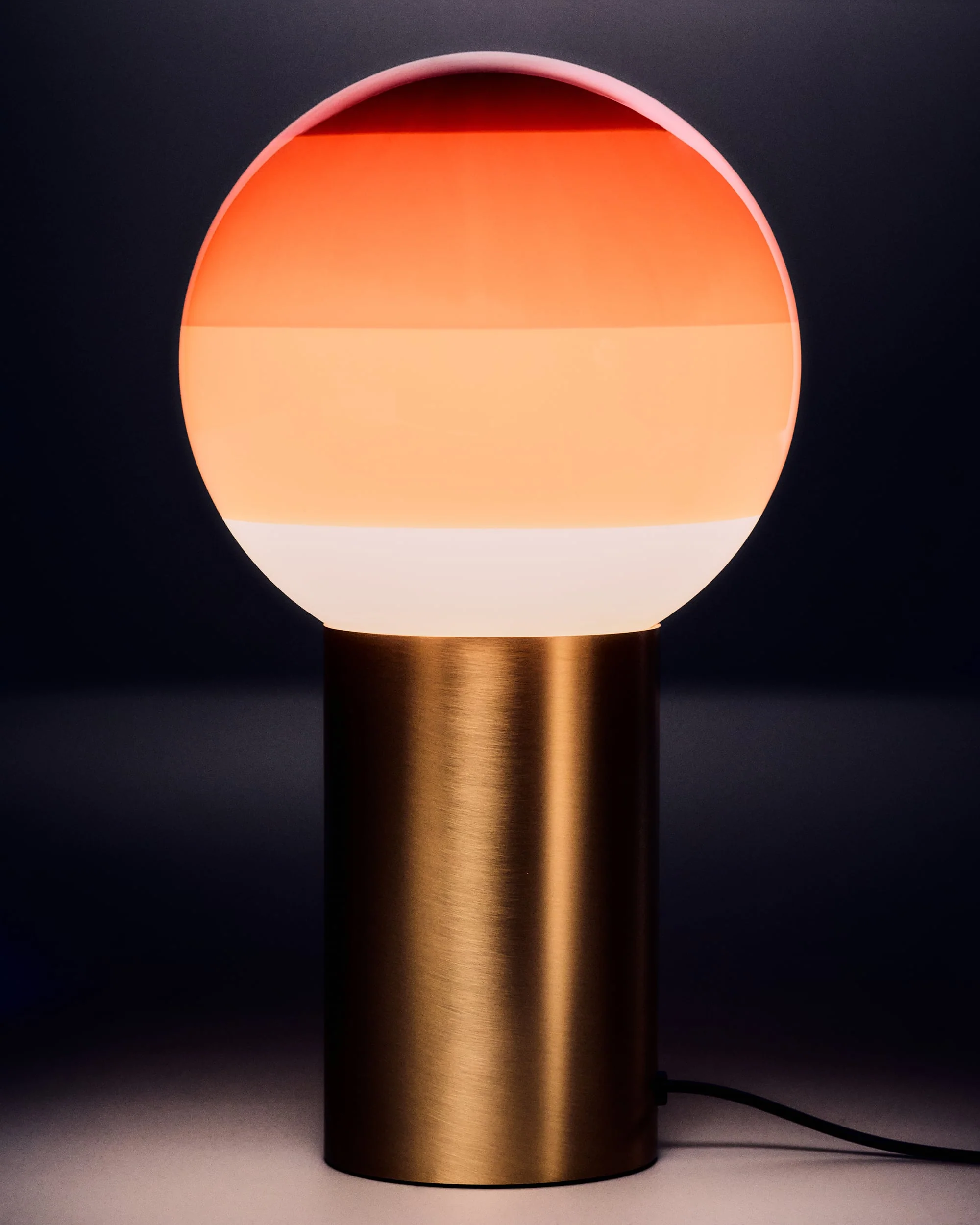 Lampa stołowa DIPPING burgundowy ze złotą podstawą - Image 8