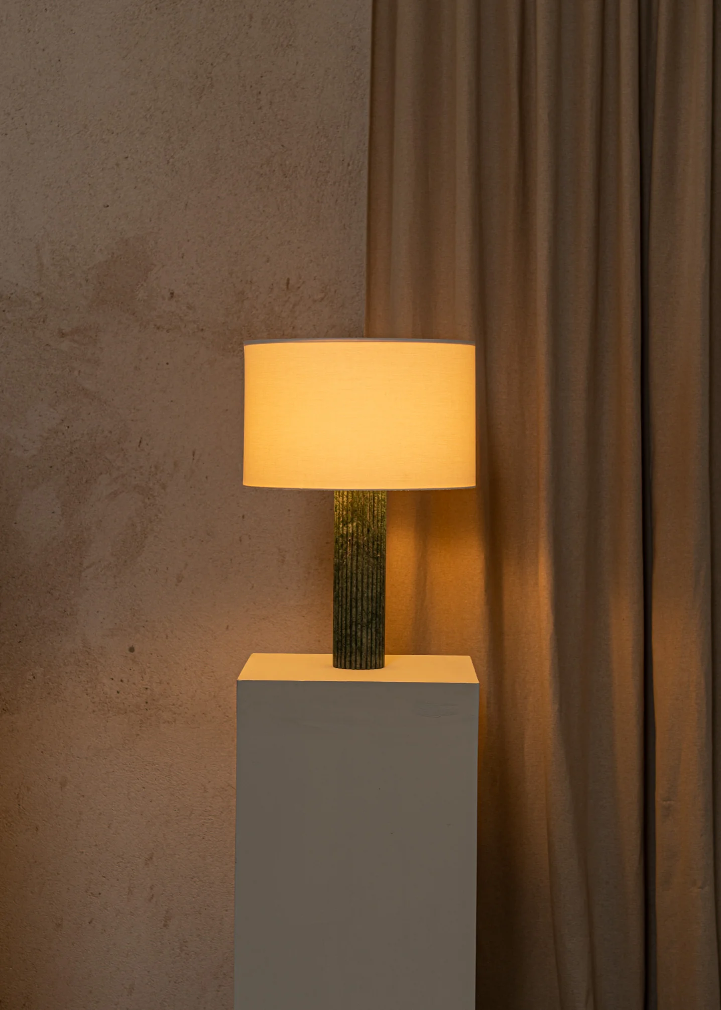 Lampa stołowa FLUTA zielony marmur - Image 3