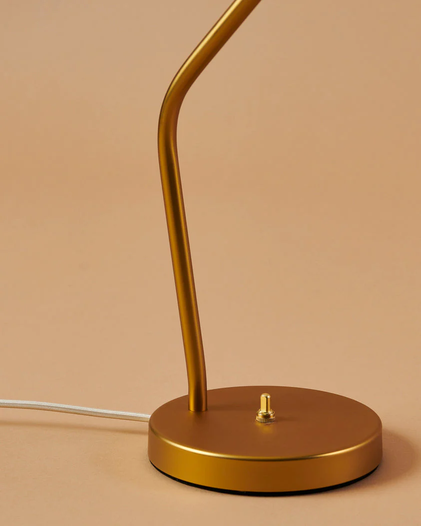 Lampa stołowa GRÄSHOPPA czarny klosz ze złotą podstawą - Image 5