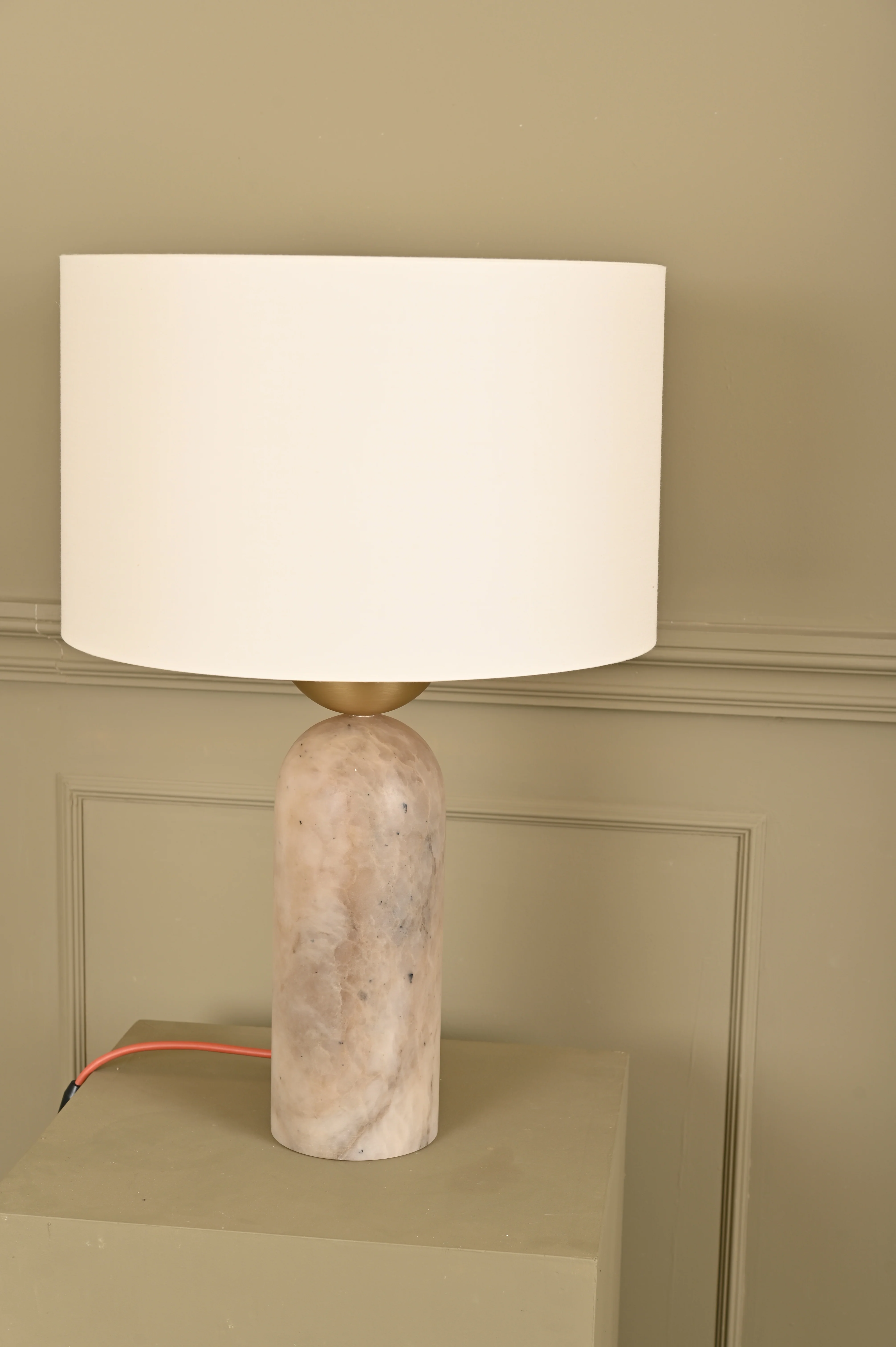 Lampa stołowa PEONA ciemny beżowy alabaster - Image 5