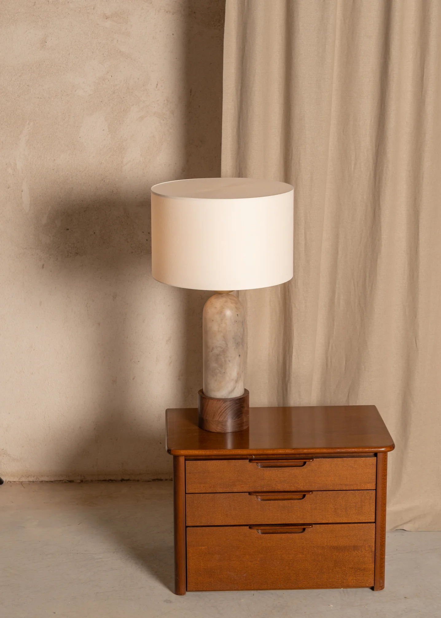 Lampa stołowa PEONA KELO ciemny beżowy alabaster - Image 5
