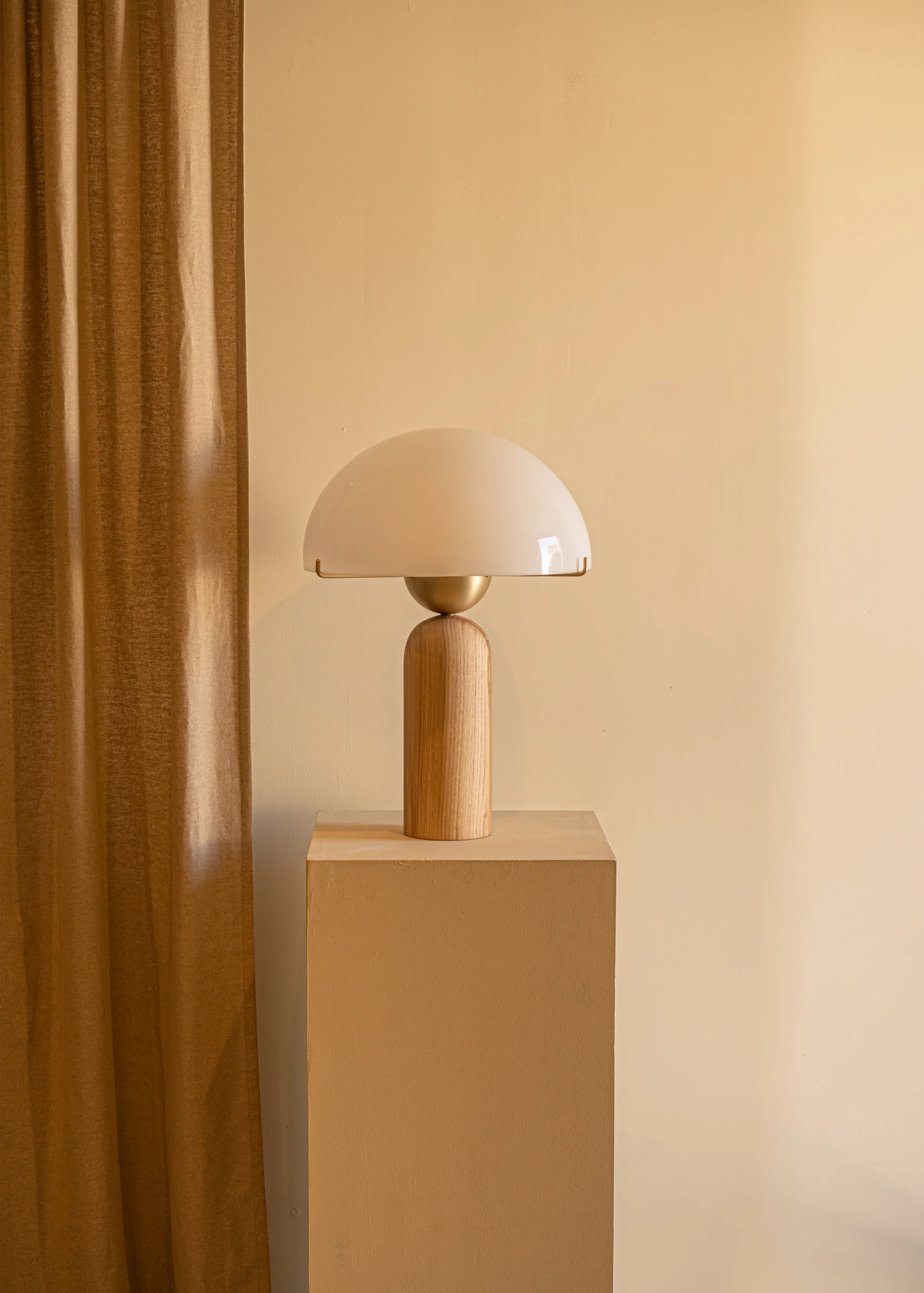 Lampa stołowa PEONO drewno dębowe - Image 3