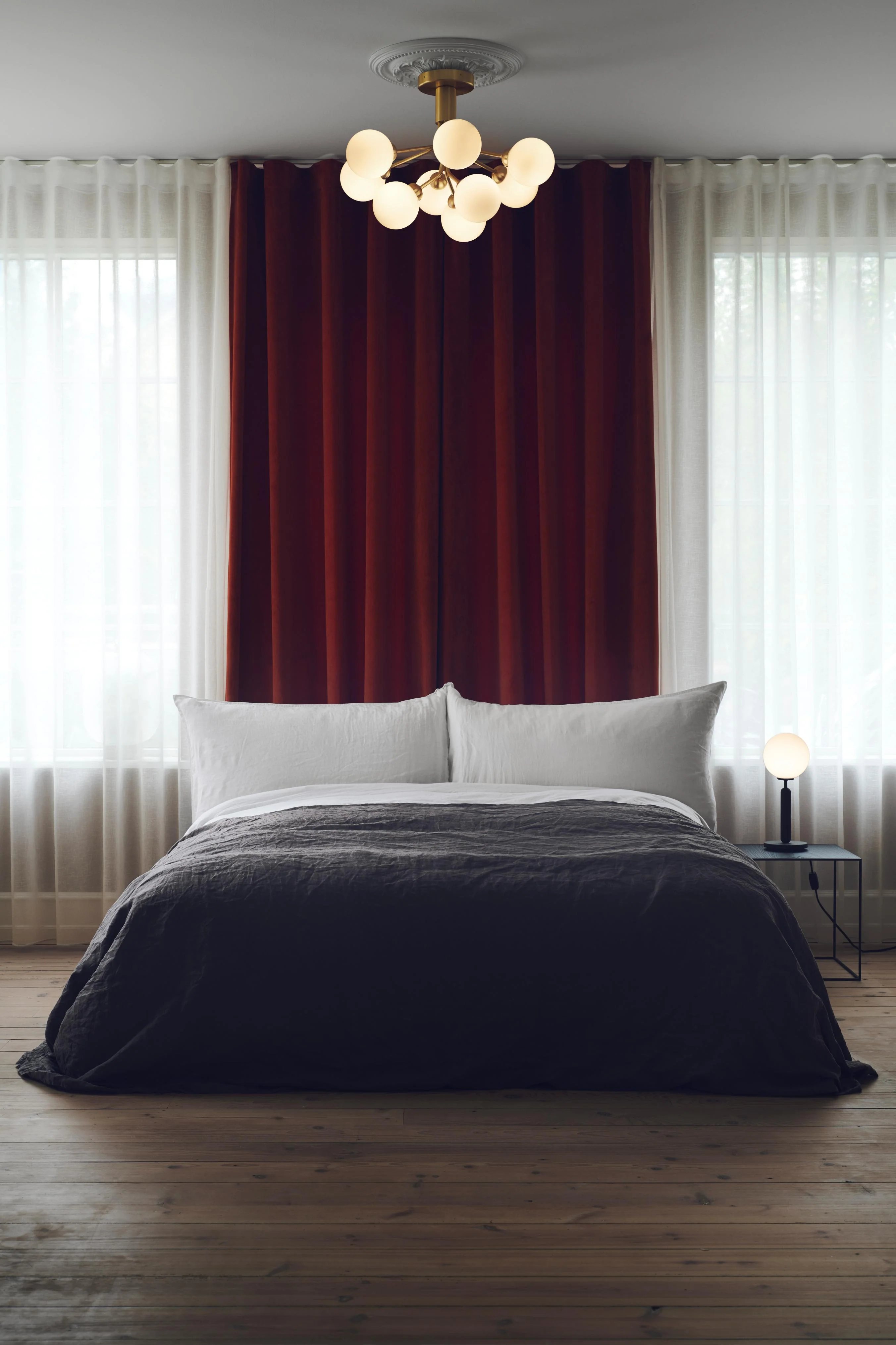 Lampa sufitowa APIALES 9 mosiężny z opalowym szkłem - Image 8
