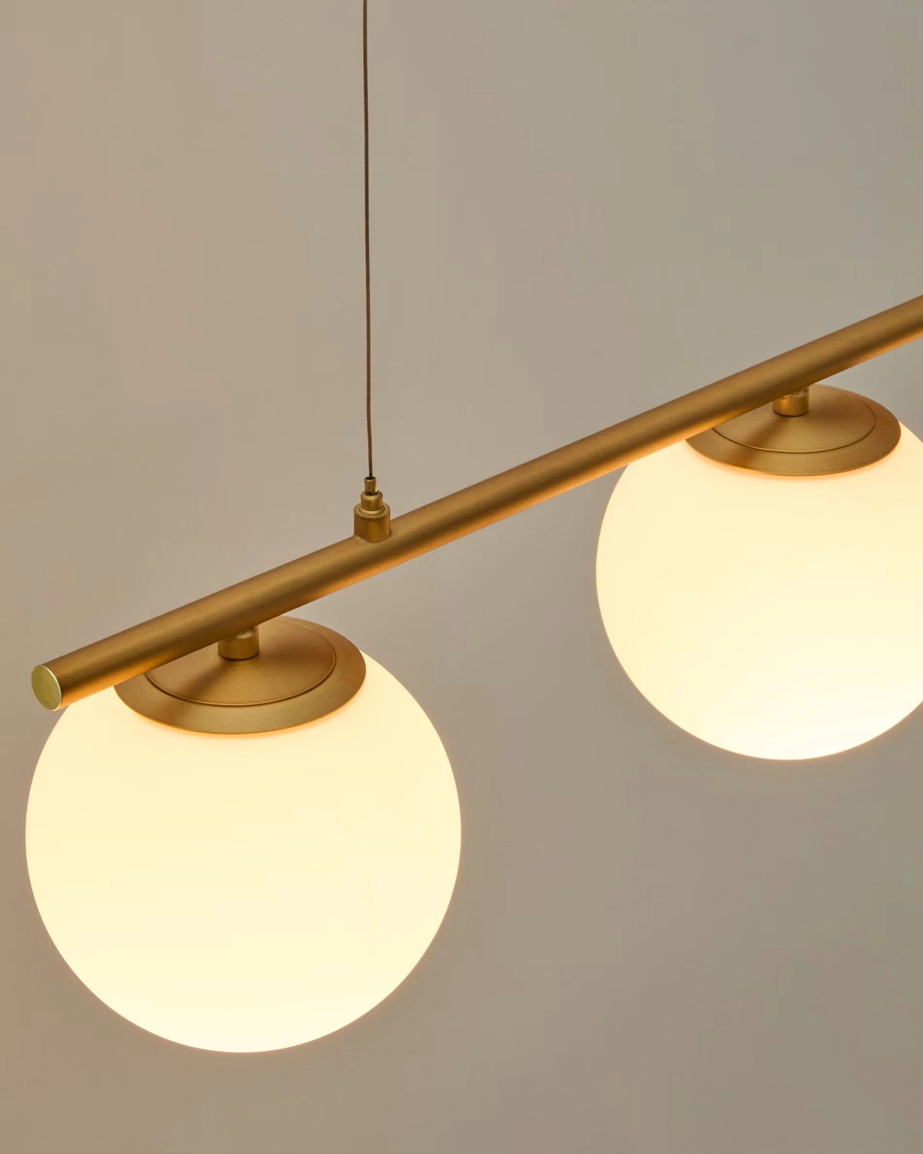 Lampa wisząca trzypunktowa BRISIA szczotkowany mosiądz - Image 3