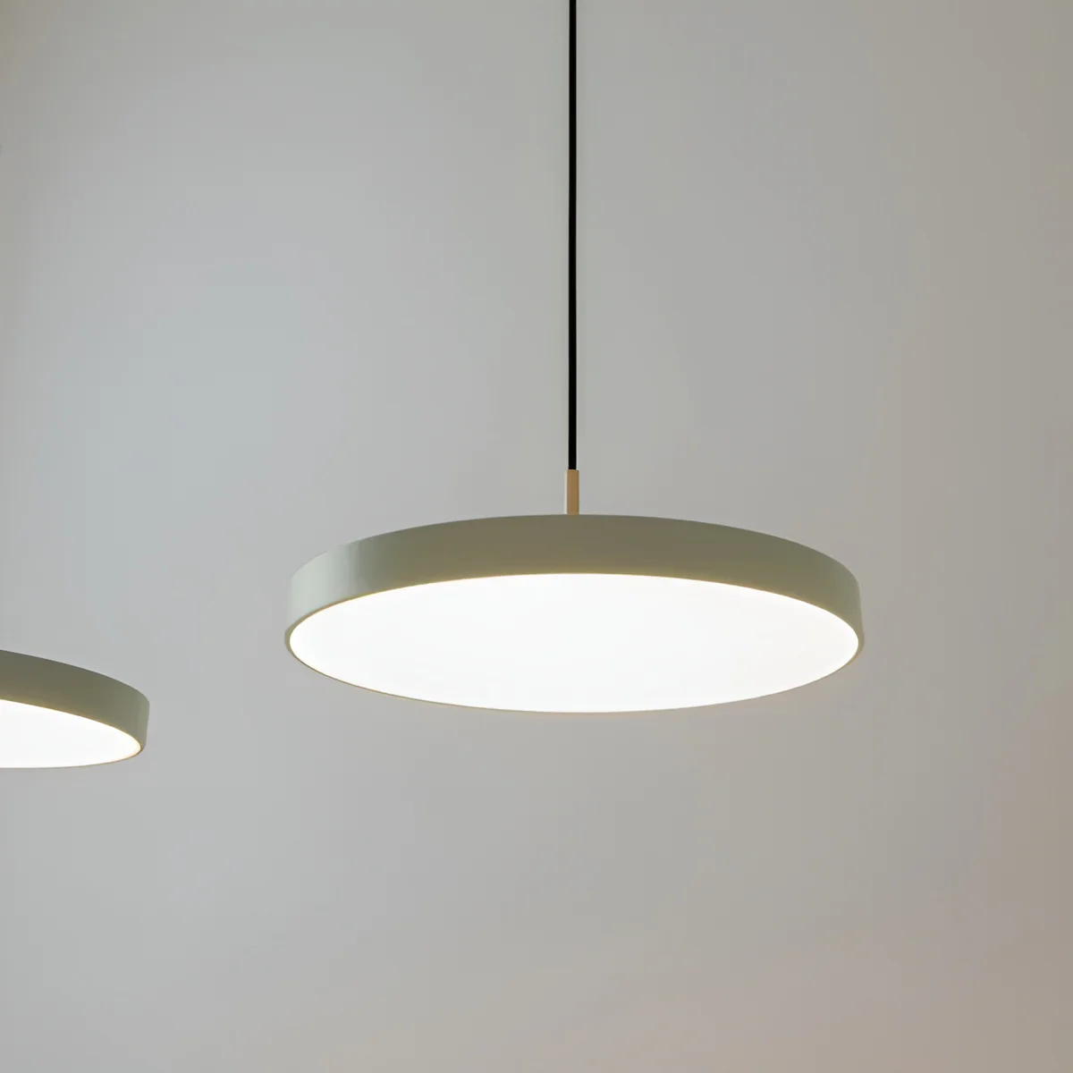 Lampa wisząca ASTERIA PLUS oliwkowy ze złotą wstawką - Image 4