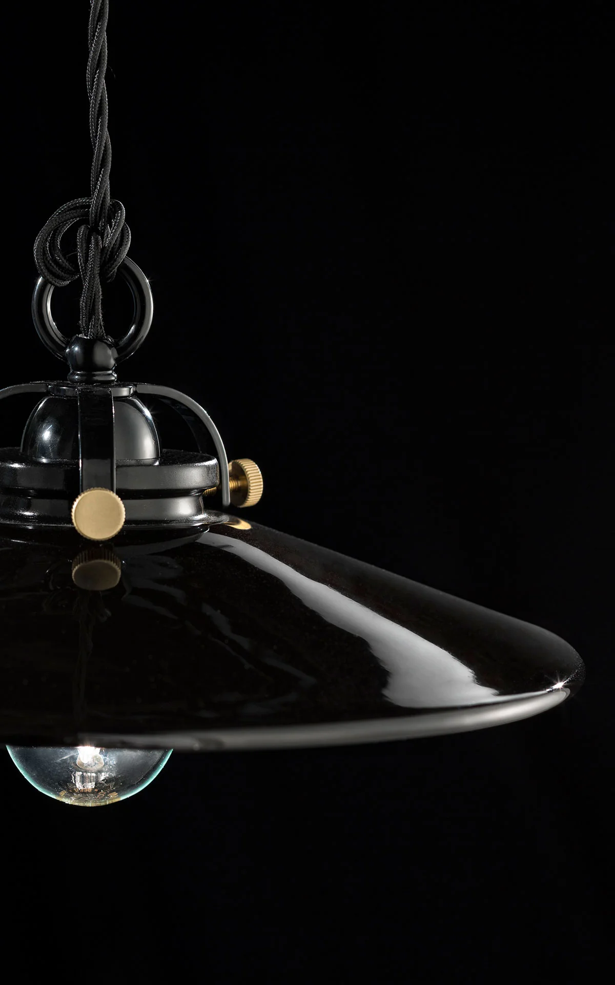 Lampa wisząca ceramiczna B&W biały z mosiężnym wykończeniem - Image 2