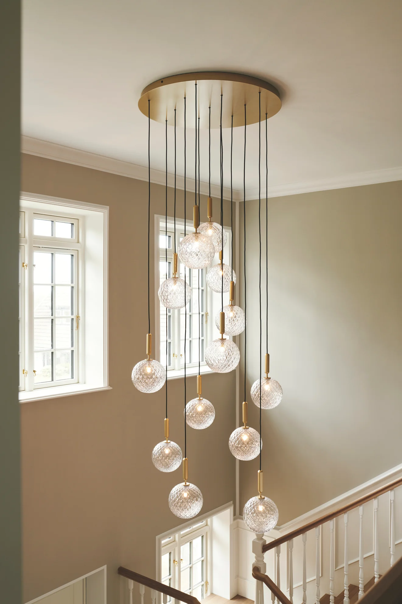 Lampa wisząca MIIRA 13 grafitowy z opalowym szkłem - Image 13