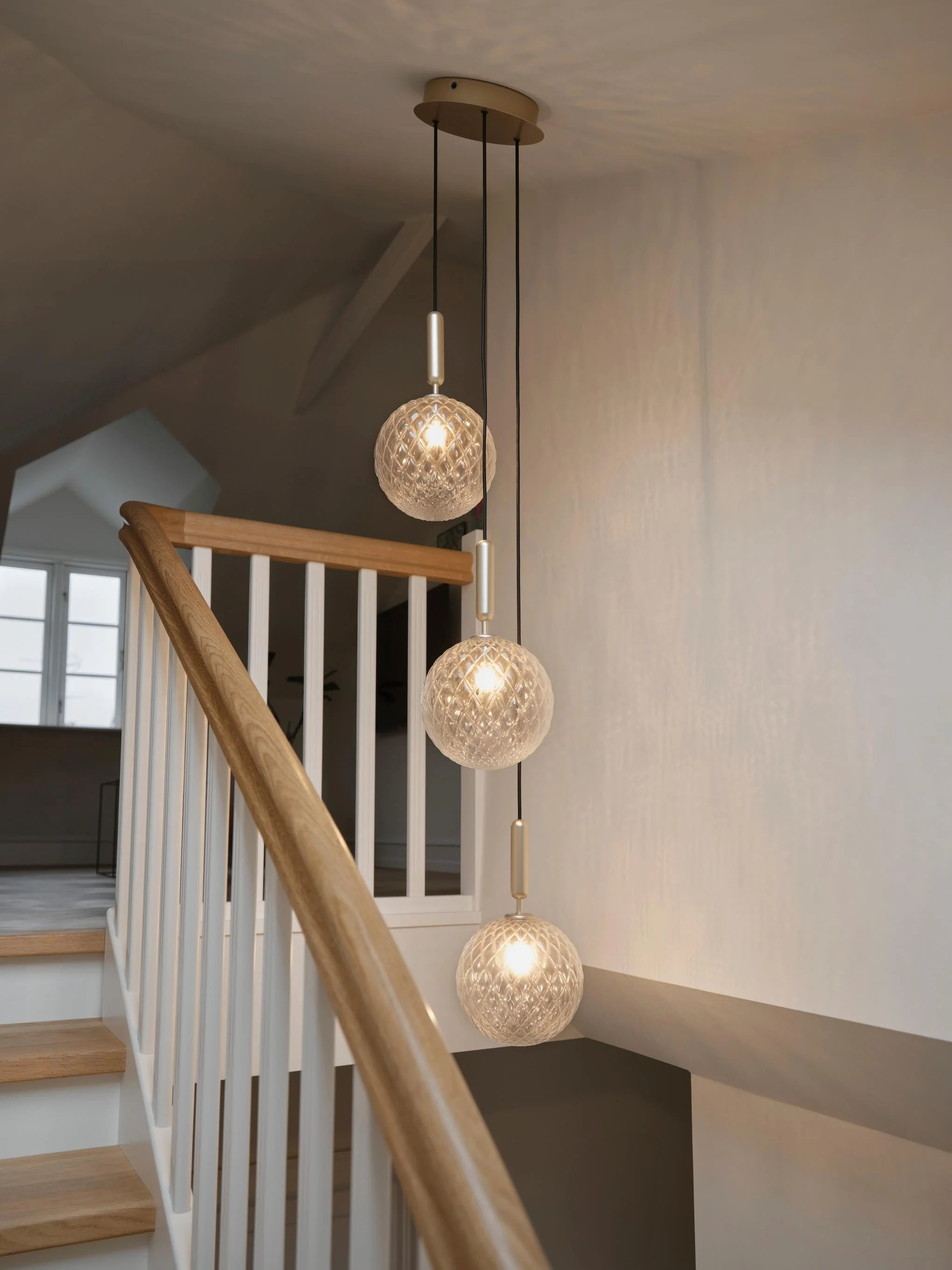 Lampa wisząca MIIRA 3 mosiężny z transparentnym szkłem - Image 4
