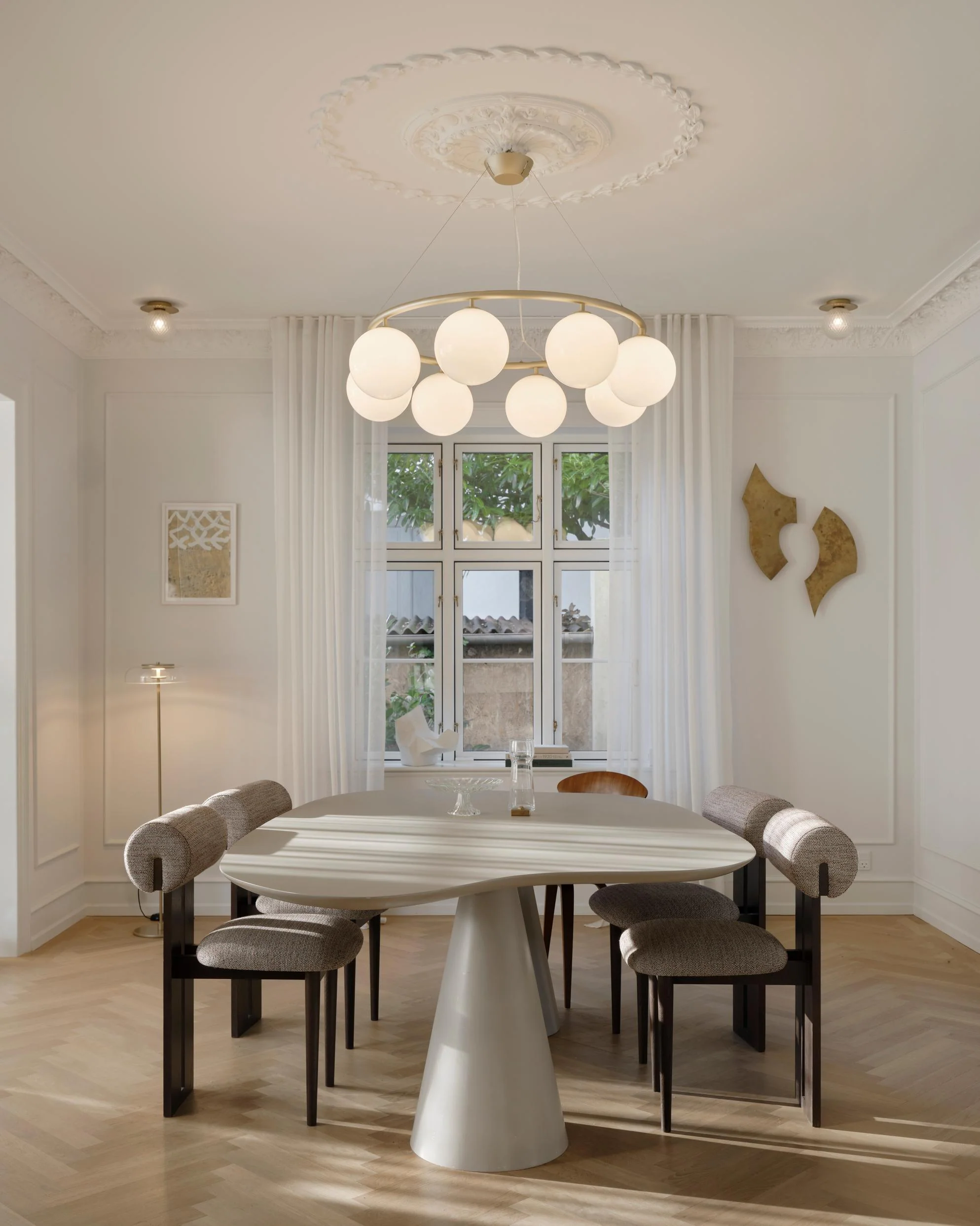 Lampa wisząca MIIRA 8 CIRCULAR mosiężny z opalowym szkłem - Image 5
