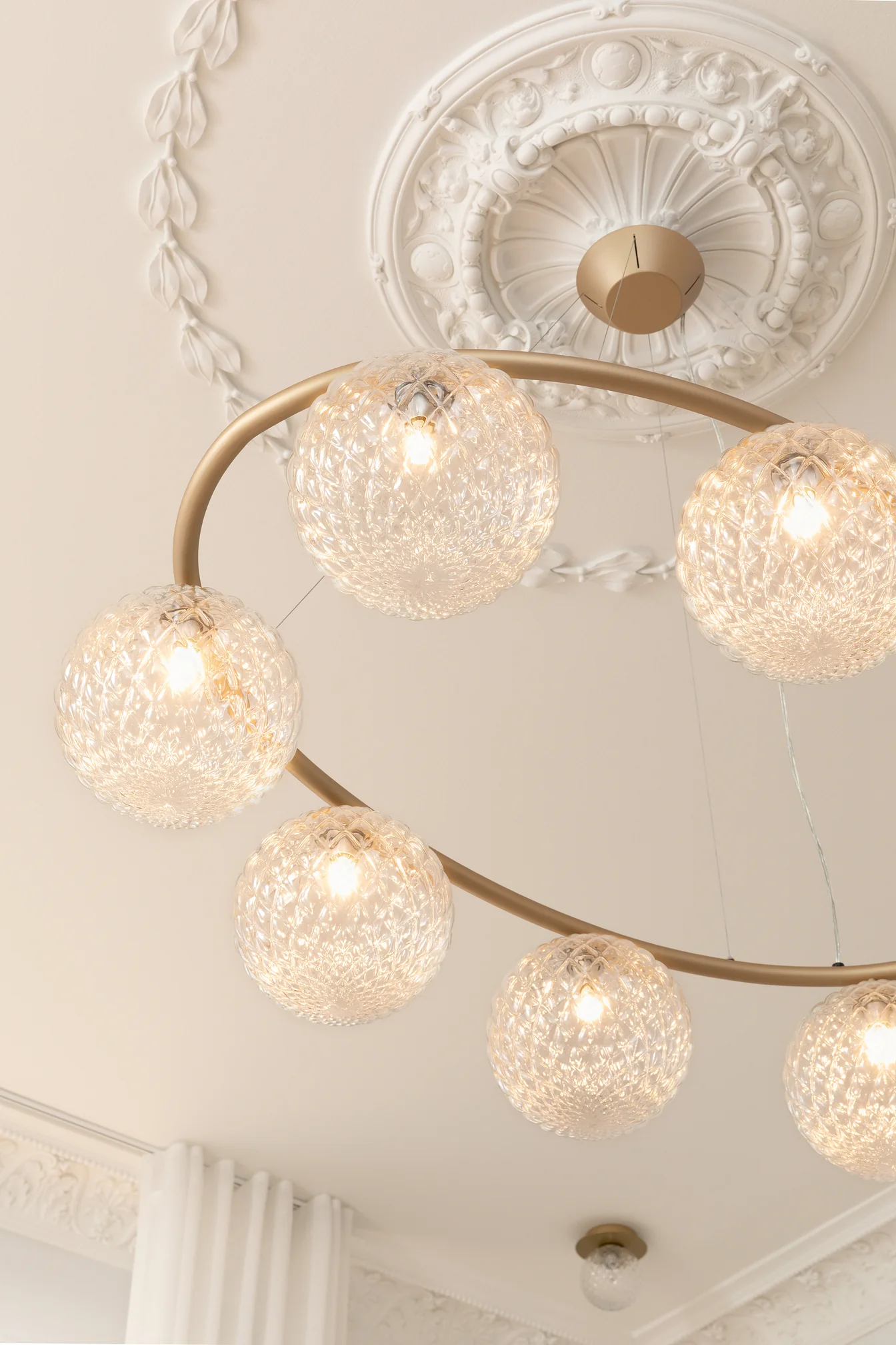 Lampa wisząca MIIRA 8 OVAL mosiężny z transparentnym szkłem - Image 3