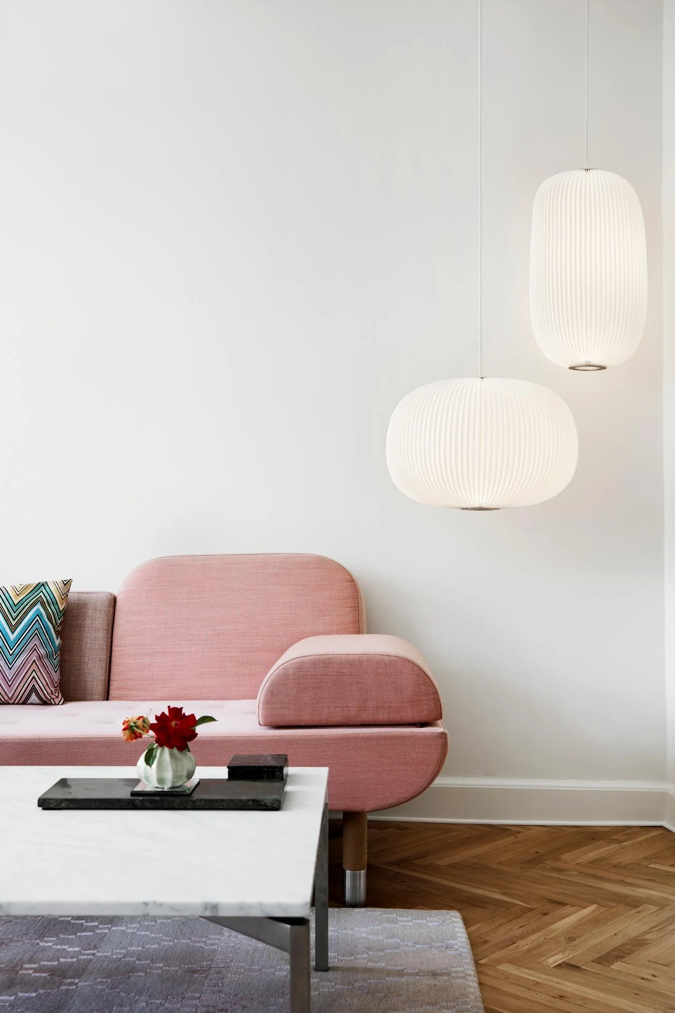 Lampa wisząca MODEL 132 LAMELLA 1 biały ze złotym wykończeniem - Image 7