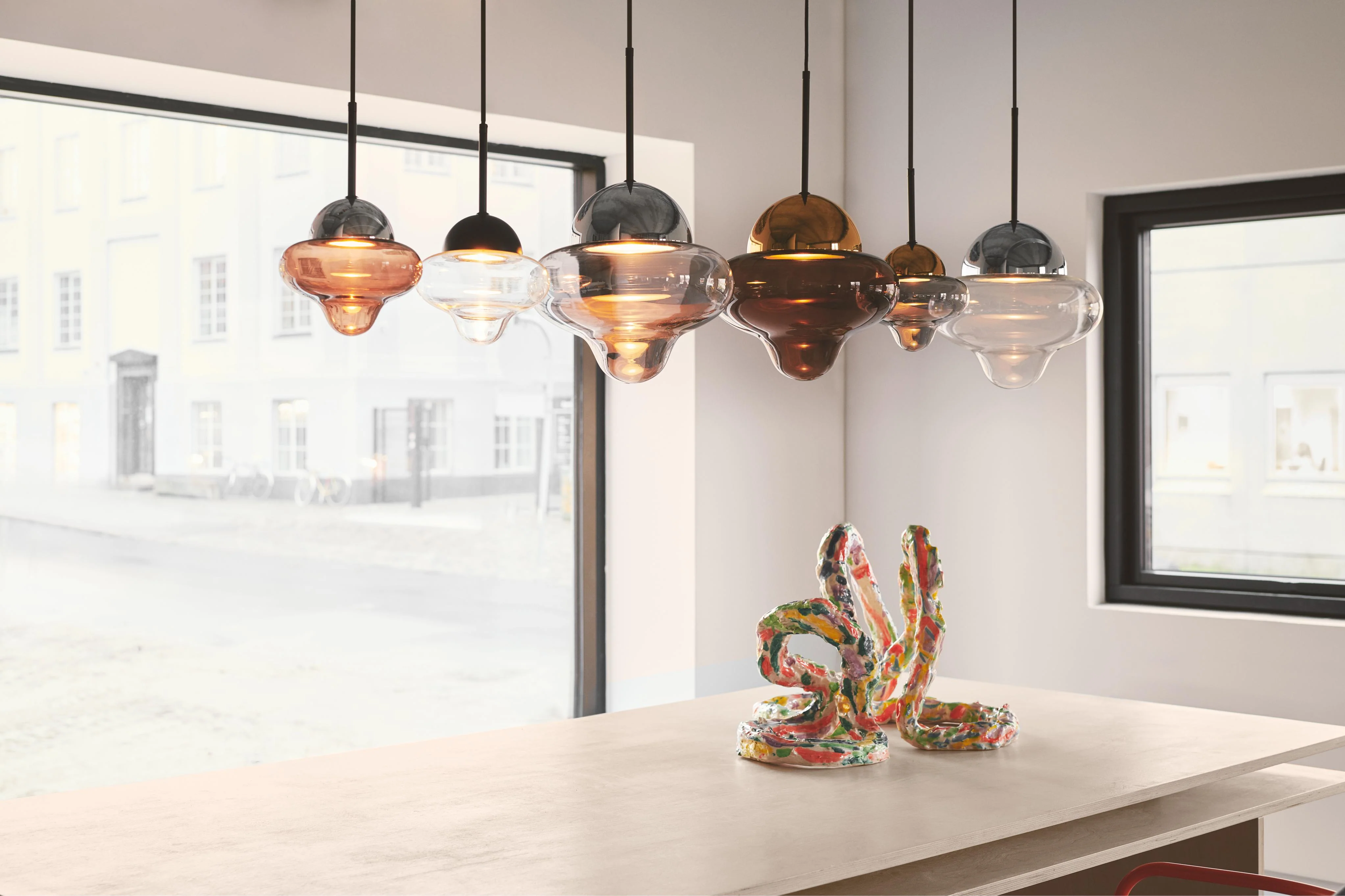 Lampa wisząca NUTTY szkło brązowe ze złotym wykończeniem - Image 2
