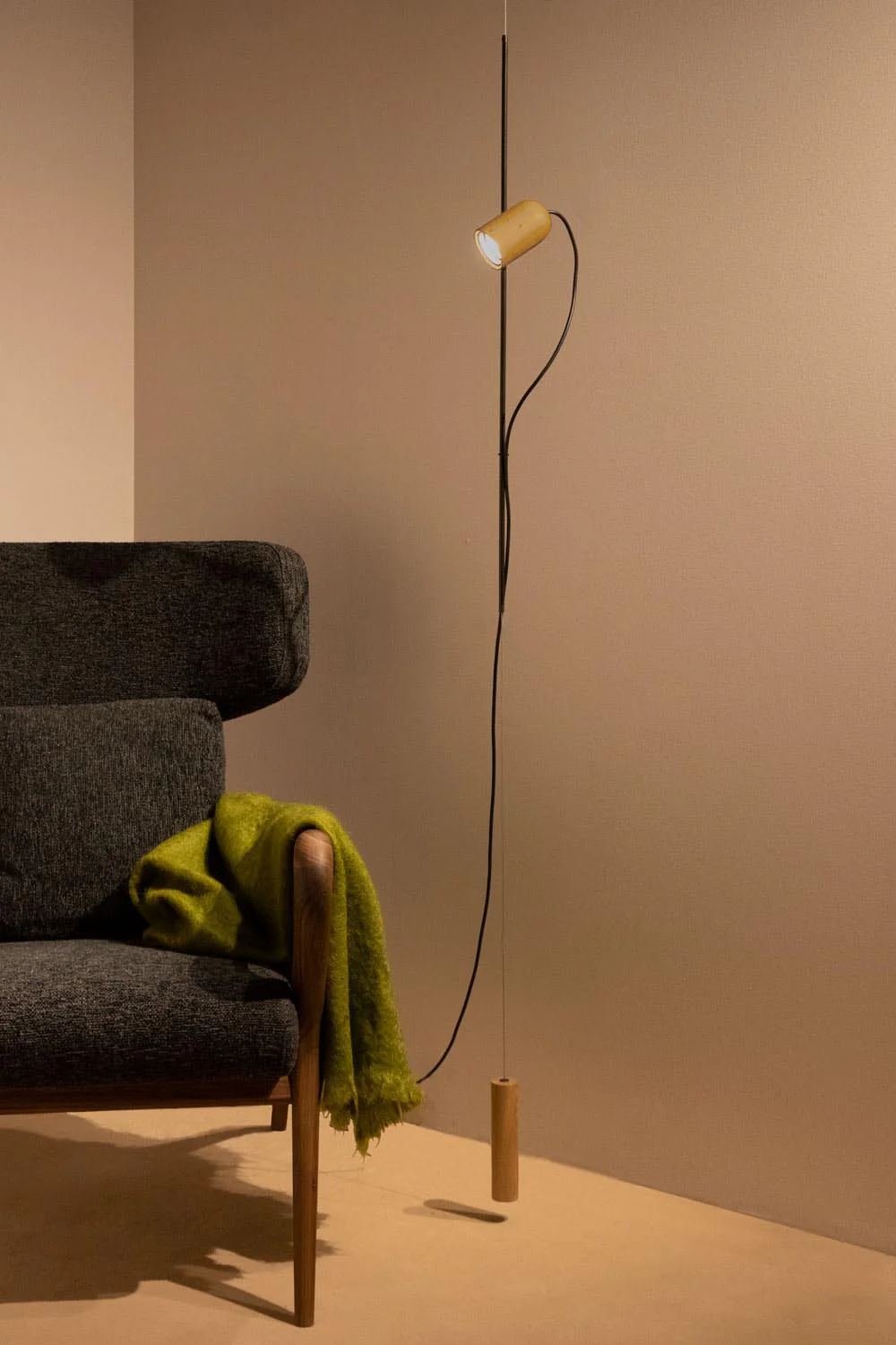Lampa wisząca ONFA drewno dębowe z grafitowym wykończeniem - Image 3