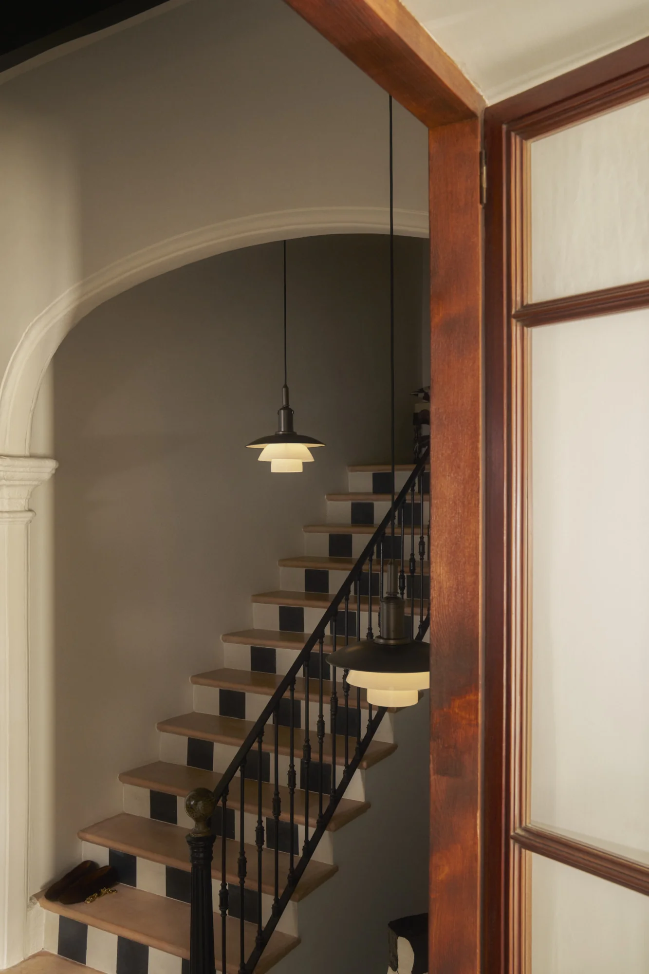 Lampa wisząca PH 3/3 biały z czarnym matowym wykończeniem - Image 12