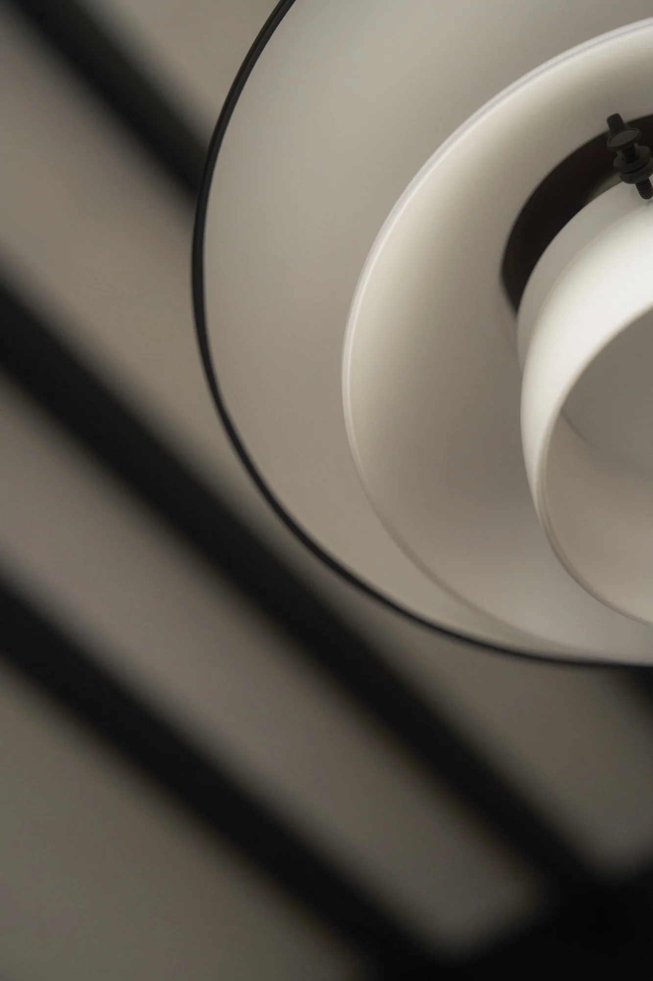 Lampa wisząca PH 3/3 biały z czarnym matowym wykończeniem - Image 29