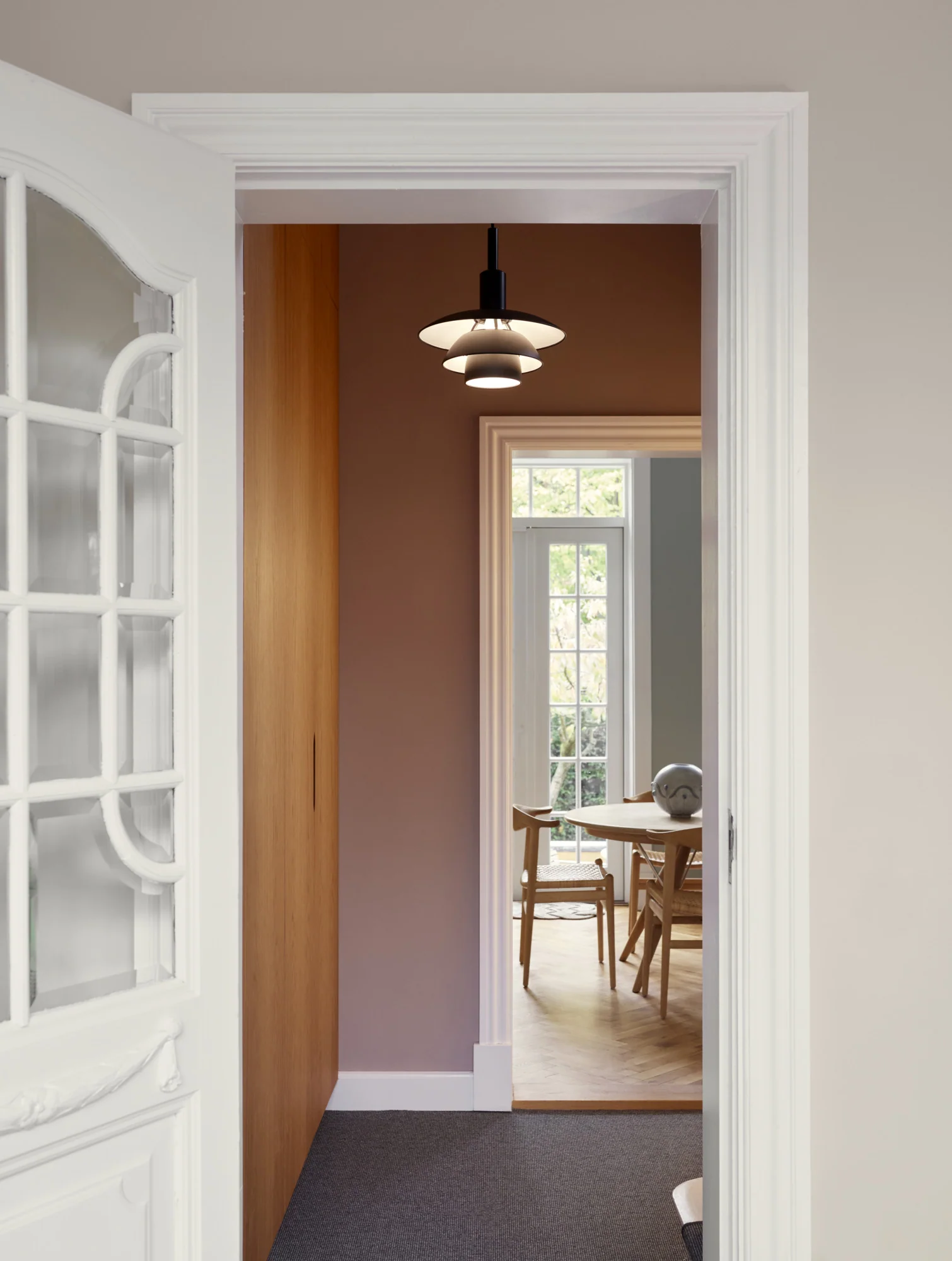 Lampa wisząca PH 3/3 biały z czarnym matowym wykończeniem - Image 4