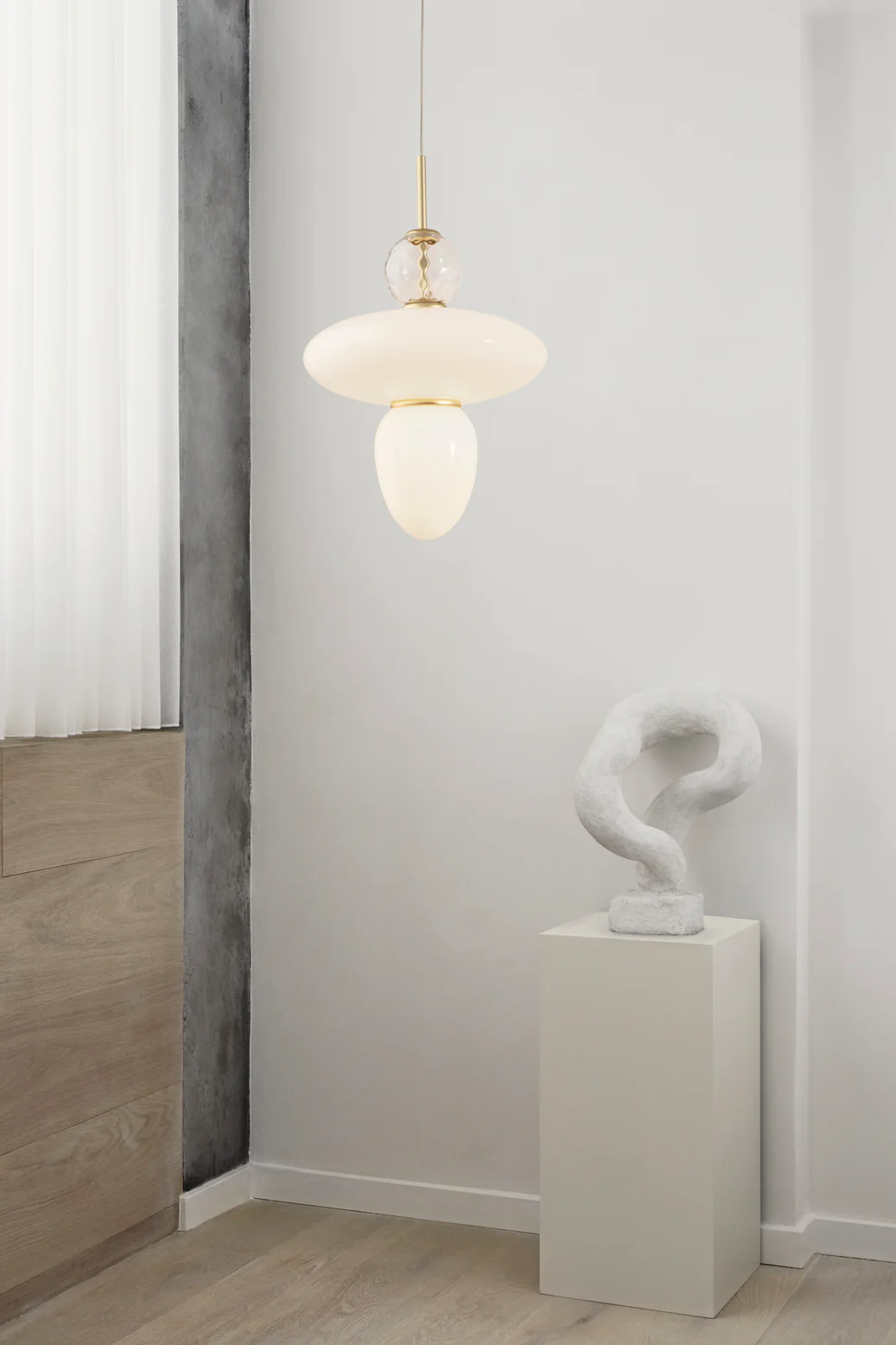 Lampa wisząca RIZZATTO 43 mosiężny z opalowym szkłem - Image 2
