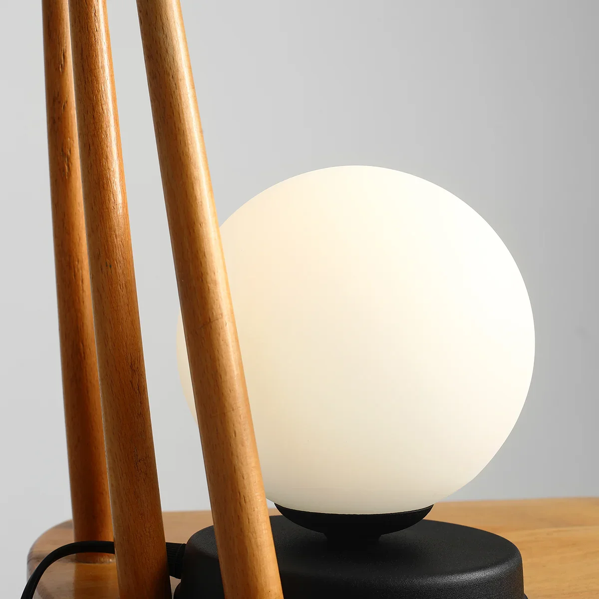 Lampa stołowa BALL czarny - Image 5