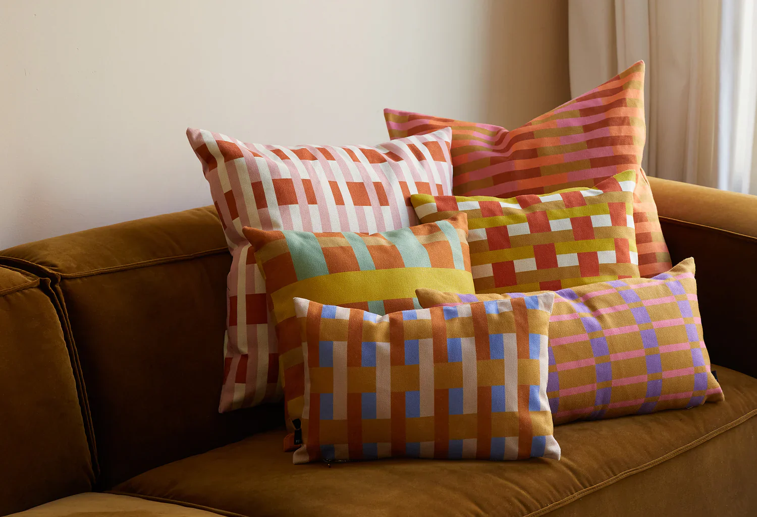 Poduszka prostokątna STRIPES AND CHECKS pomarańczowy z fioletowym - Image 4