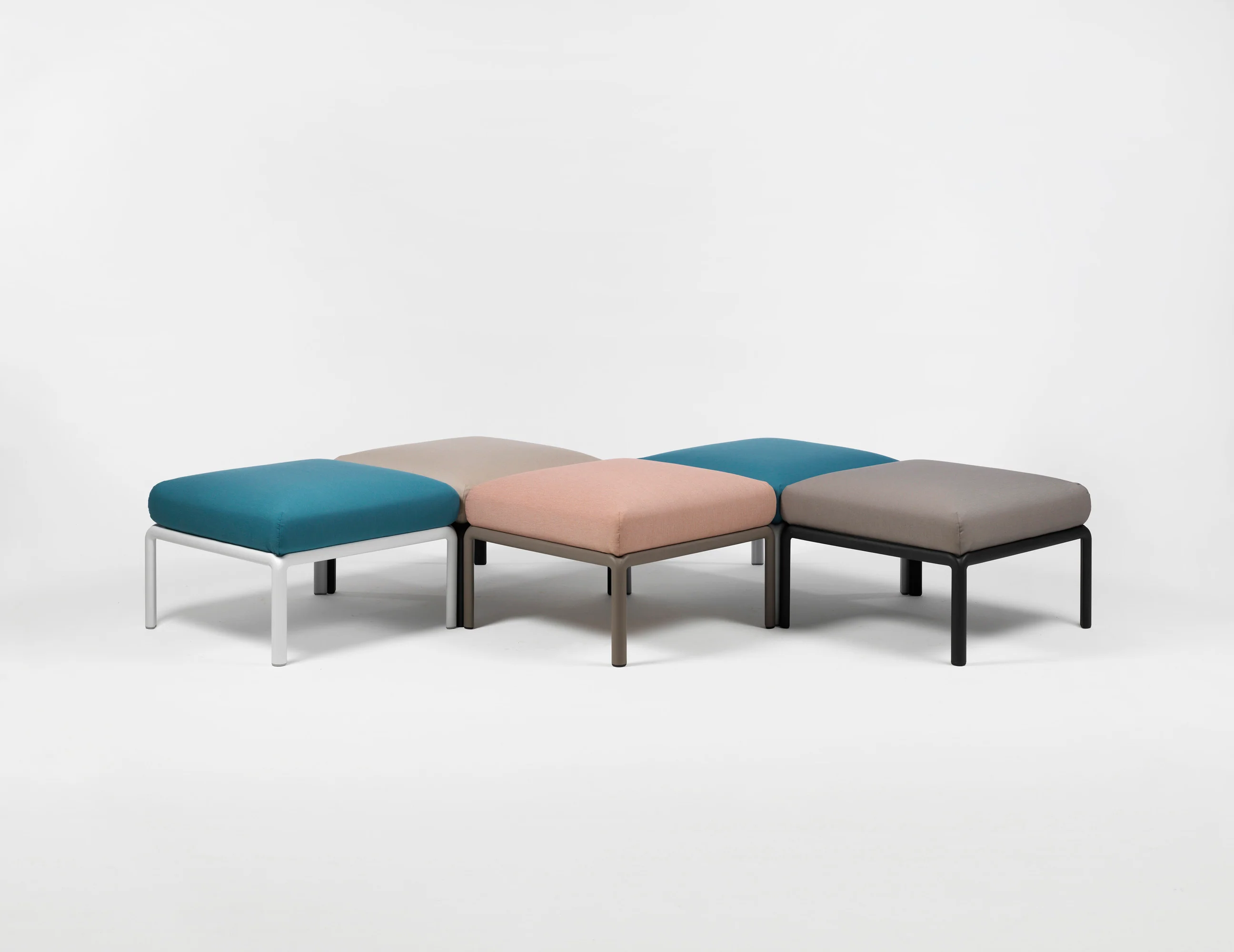 Puf zewnętrzny KOMODO ciemnozielony Sunbrella® z antracytową podstawą - Image 8