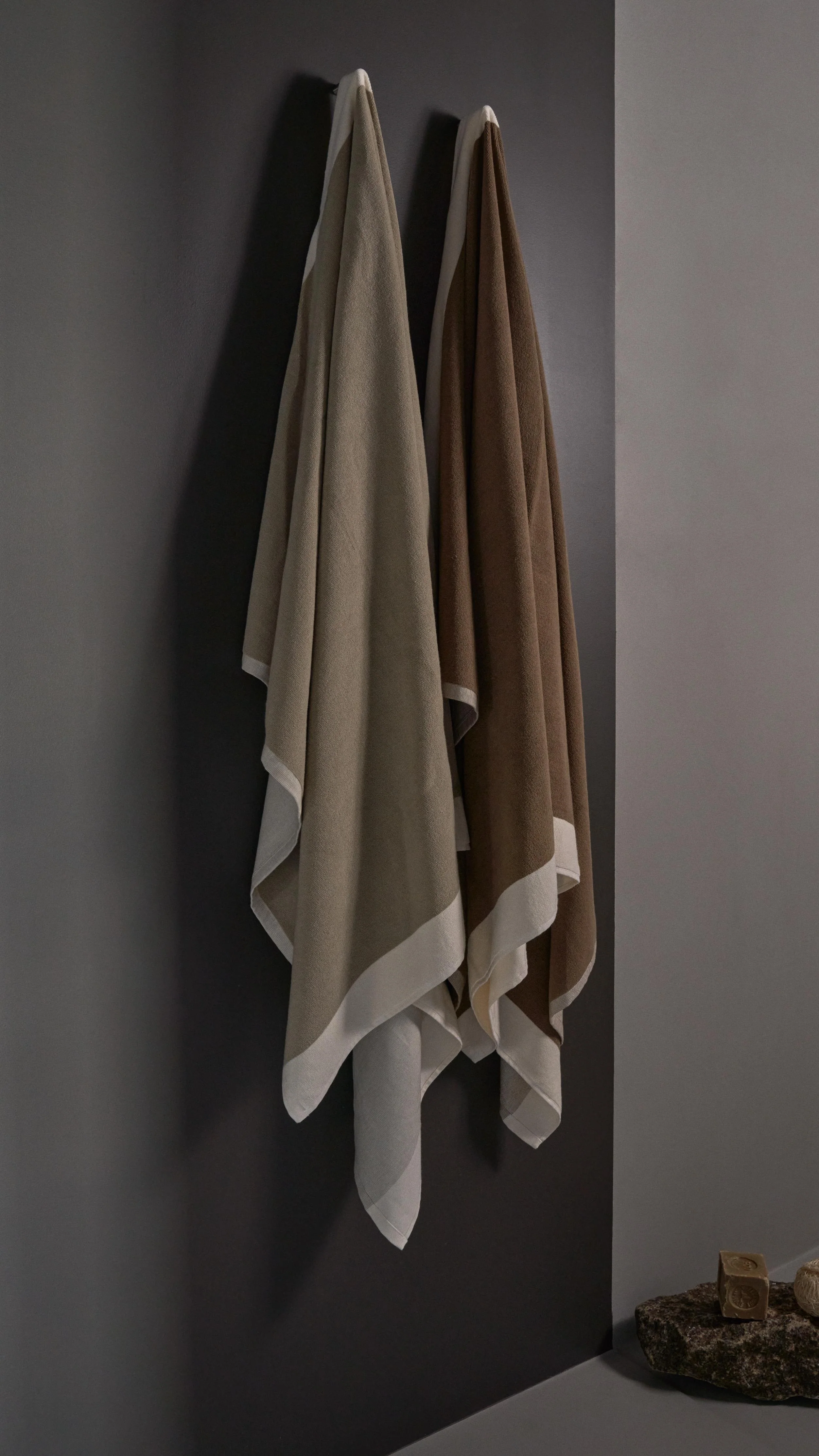 Ręcznik VIPP khaki bawełna - Image 3
